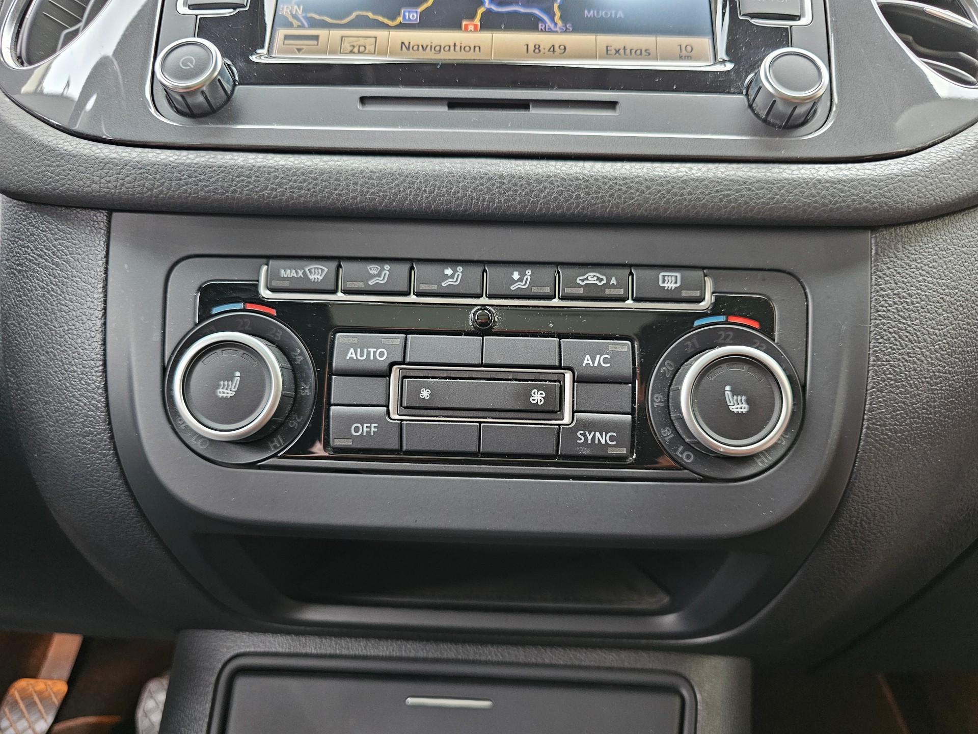 VW Tiguan 1.4 TSI Sport&Style 4Motion-image-30