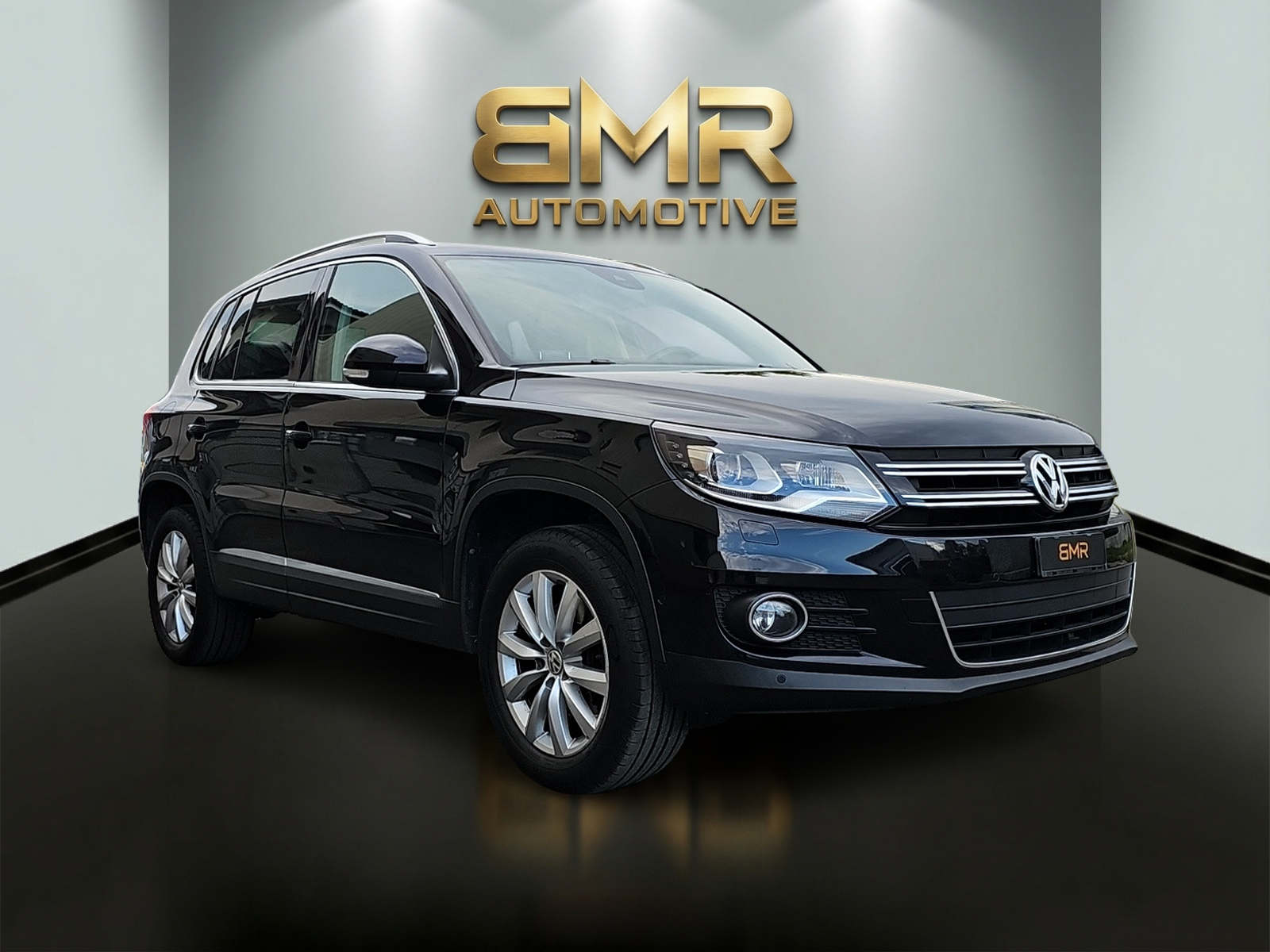 VW Tiguan 1.4 TSI Sport&Style 4Motion-image-2