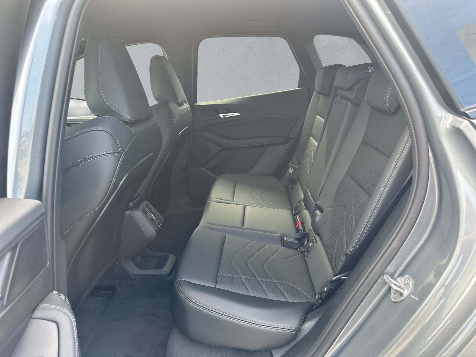 BMW 225e xDrive Active Tourer-image-15