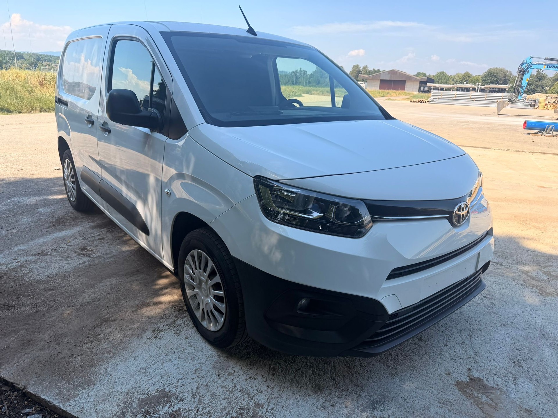 TOYOTA Proace City Van 1.5D Profi Medium-image-0