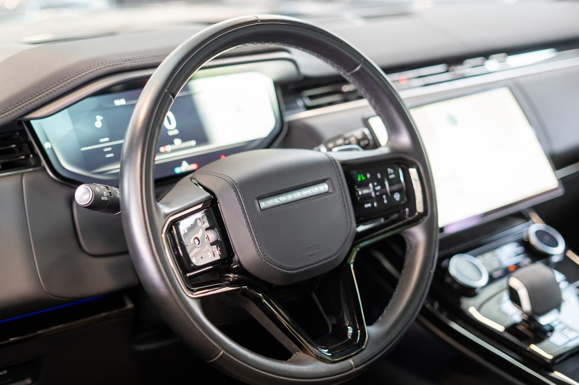 LAND ROVER Range Rover Sport 3.0 I6 300 HSE Dynamic-image-11