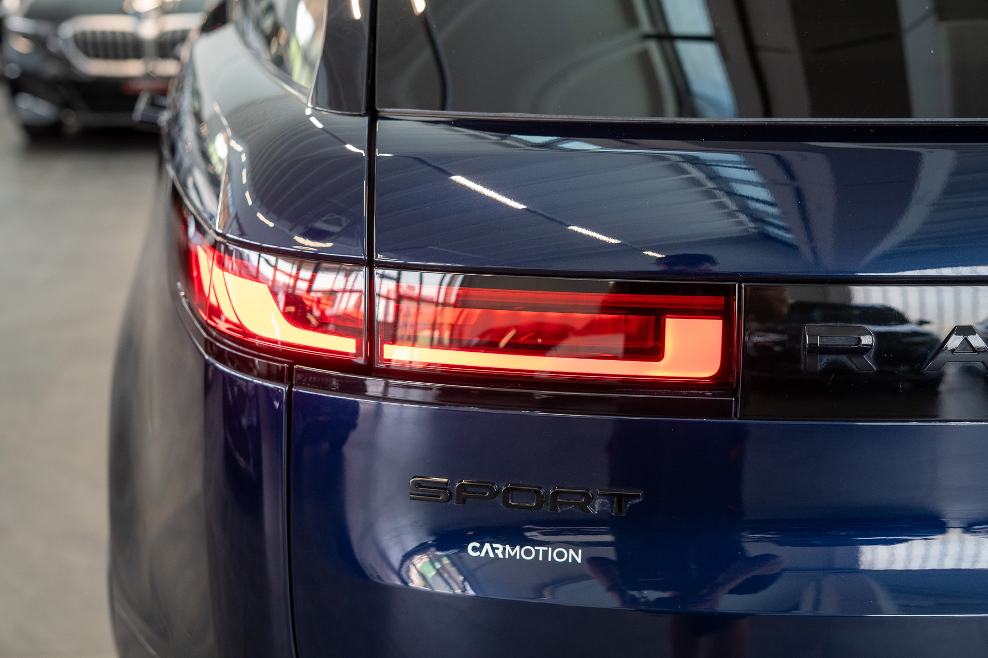 LAND ROVER Range Rover Sport 3.0 I6 300 HSE Dynamic-image-5