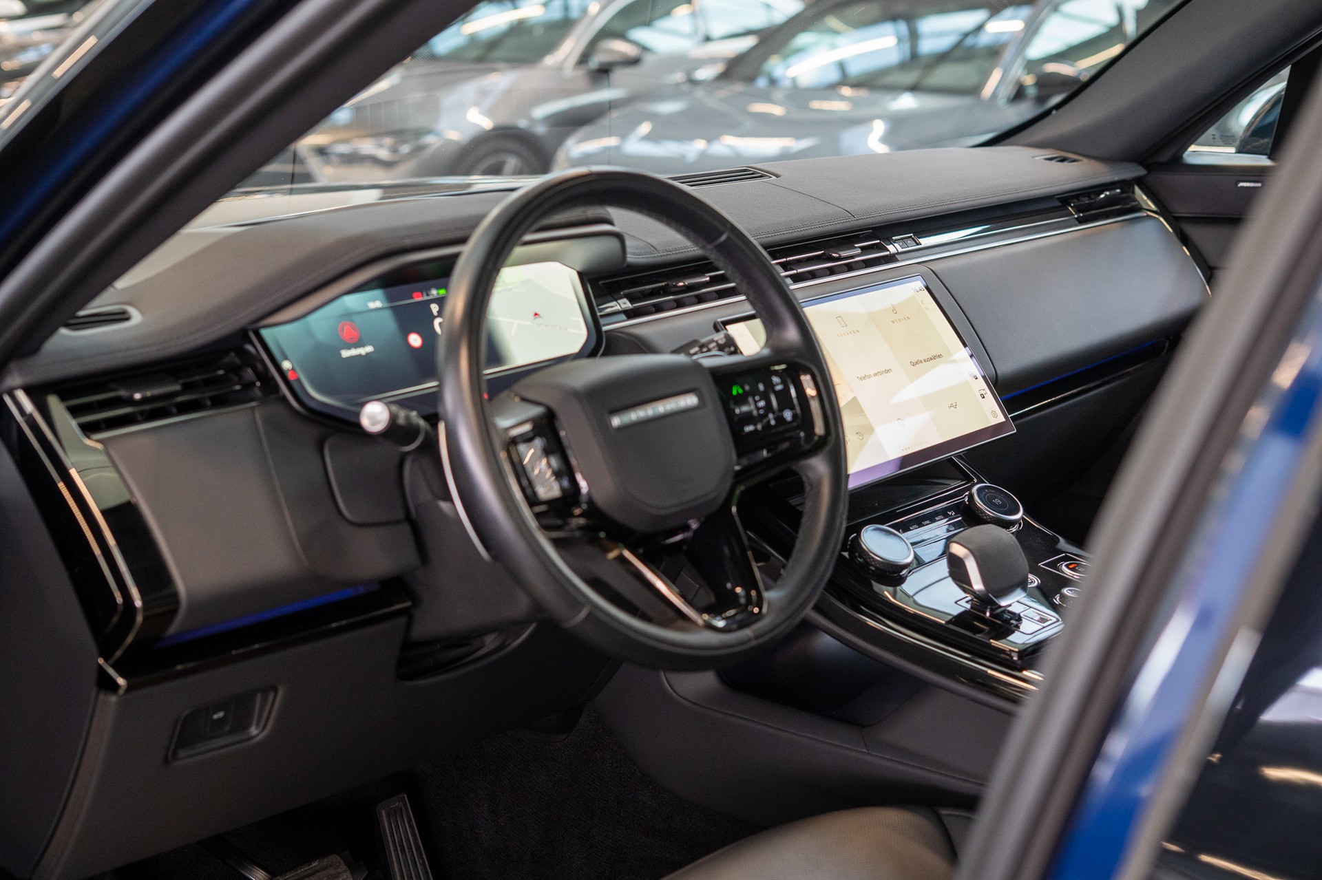 LAND ROVER Range Rover Sport 3.0 I6 300 HSE Dynamic-image-10