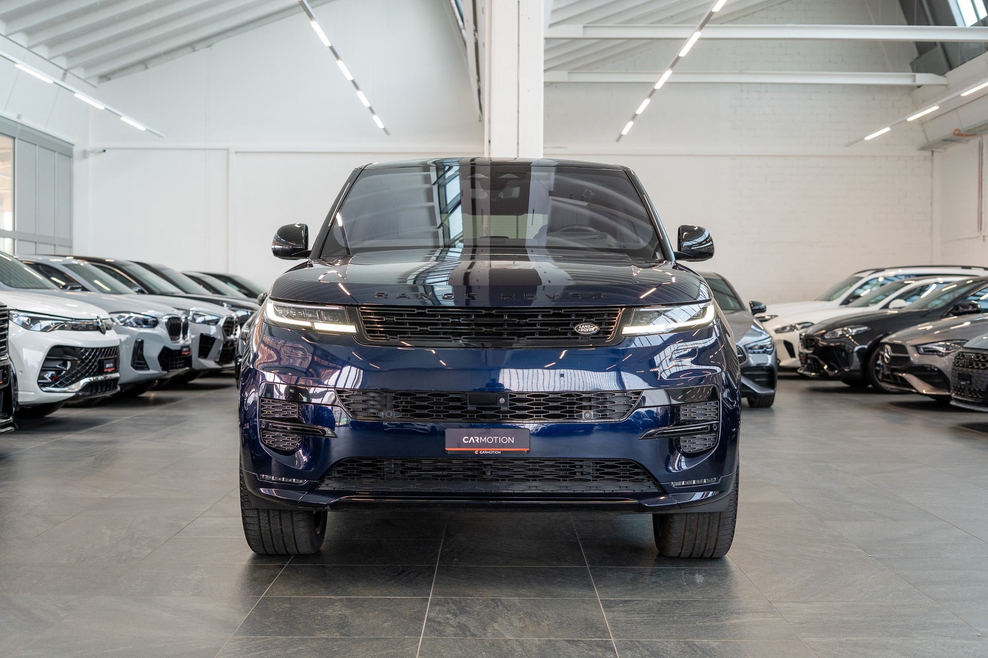 LAND ROVER Range Rover Sport 3.0 I6 300 HSE Dynamic-showroom-element-1