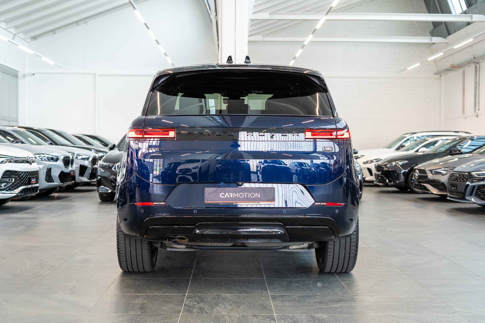 LAND ROVER Range Rover Sport 3.0 I6 300 HSE Dynamic-image-4