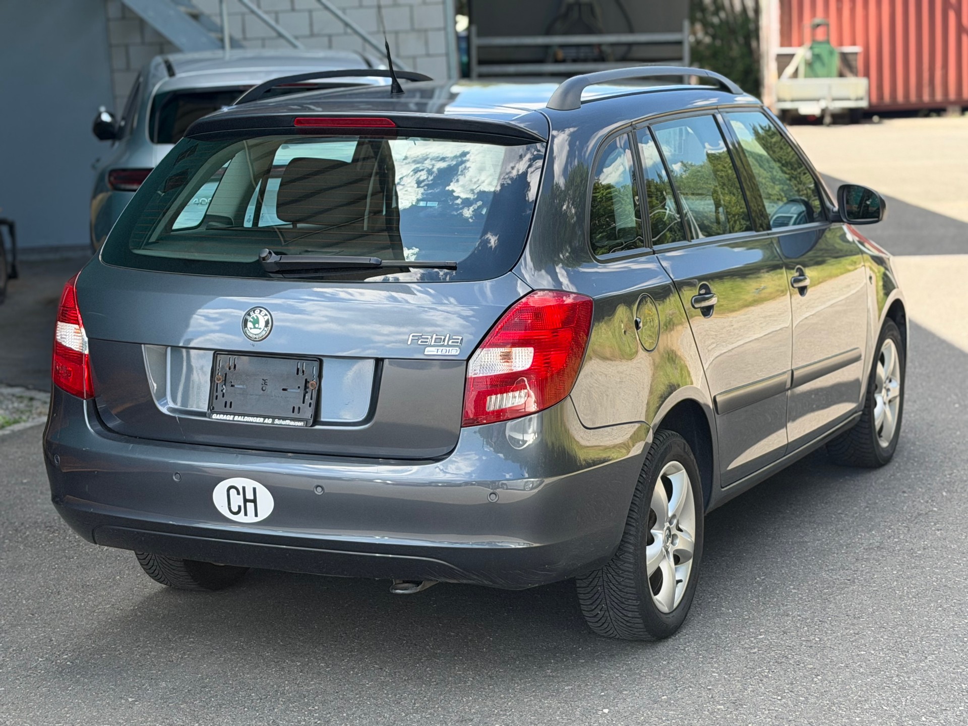 SKODA Fabia 1.9 TDI Elegance-image-3