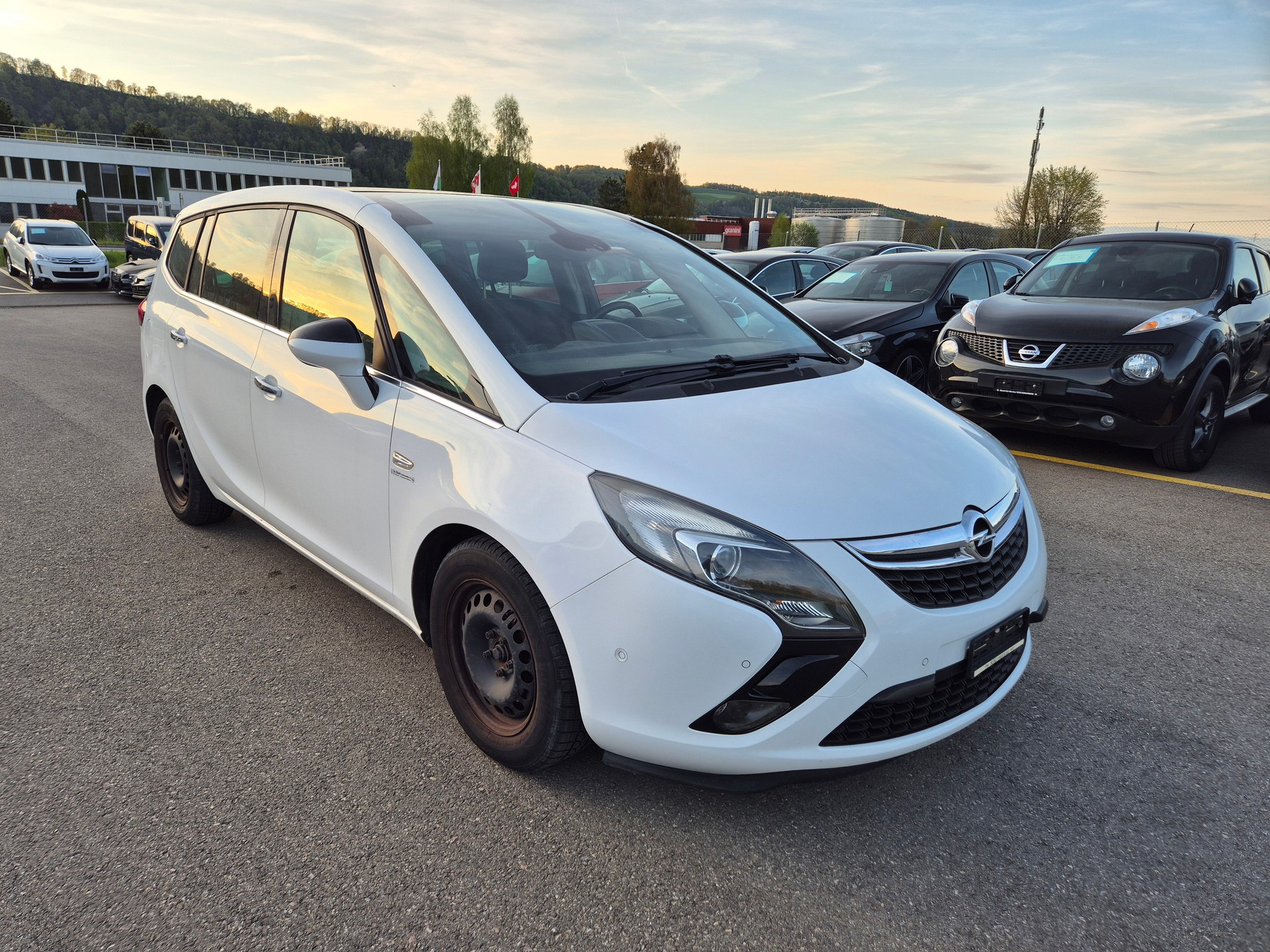 OPEL Zafira Tourer 1.4i 16V Cosmo-image-9