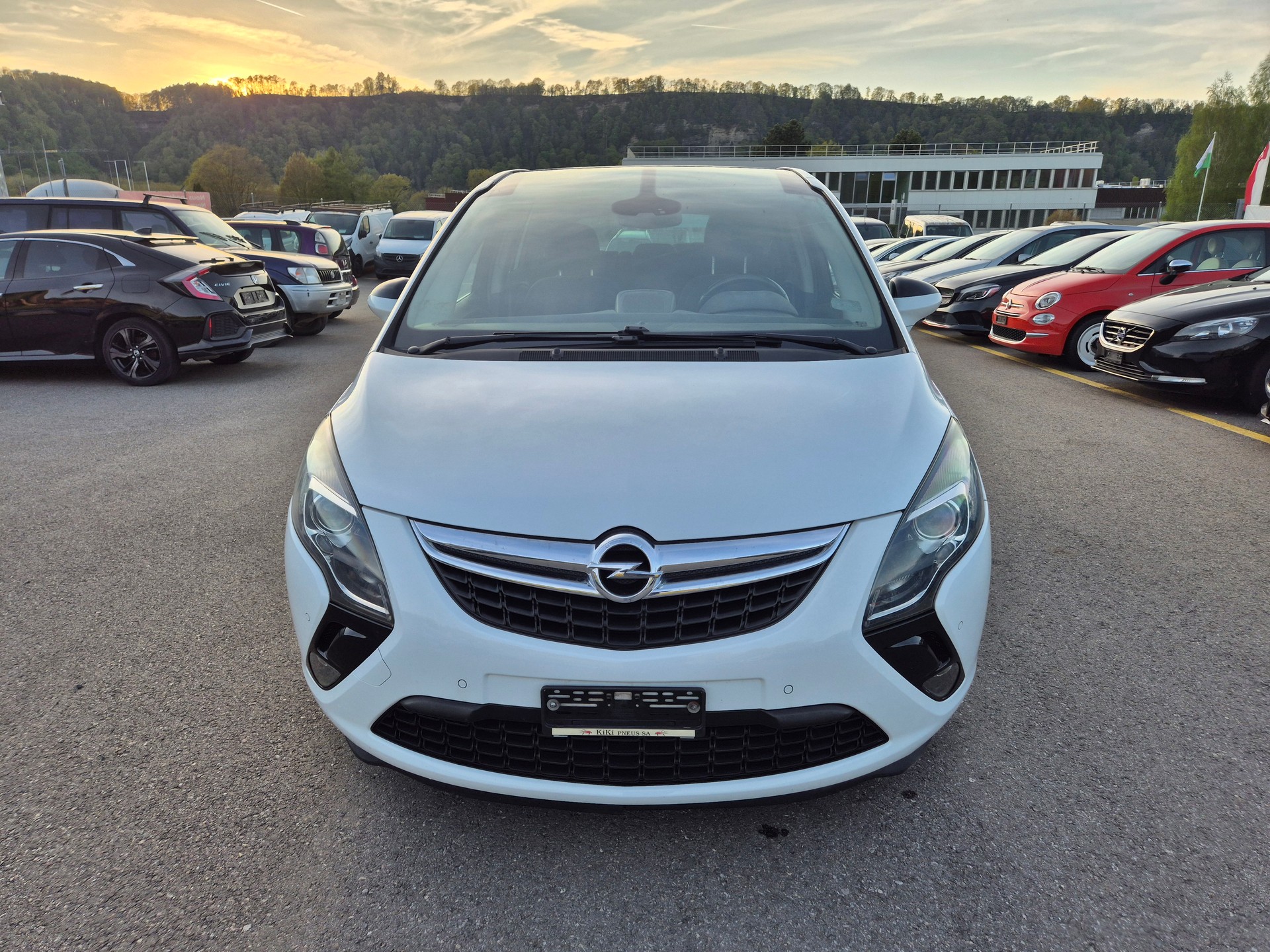 OPEL Zafira Tourer 1.4i 16V Cosmo-image-0