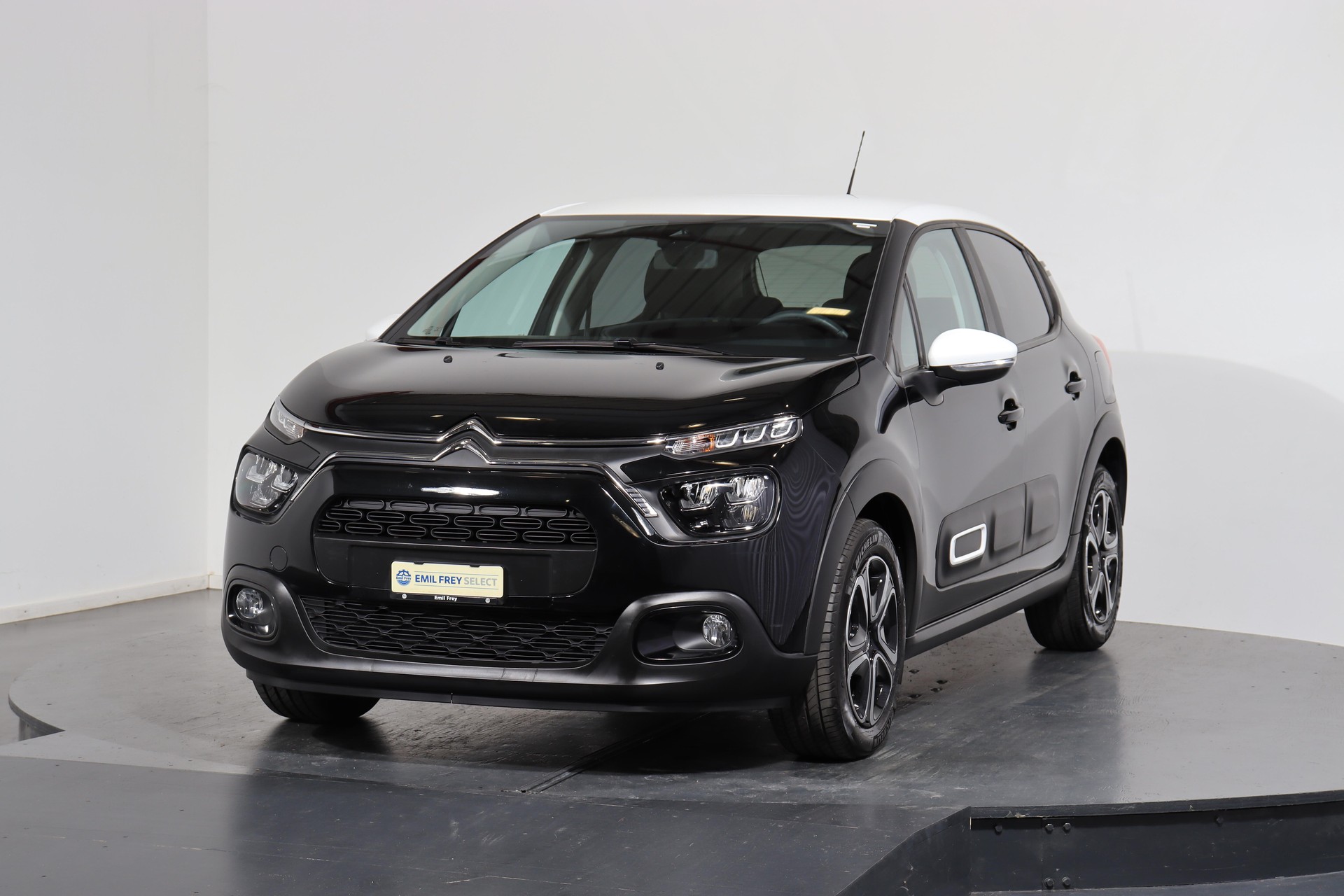 CITROEN C3 1.2 PureTech Swiss Edition S/S-image-0