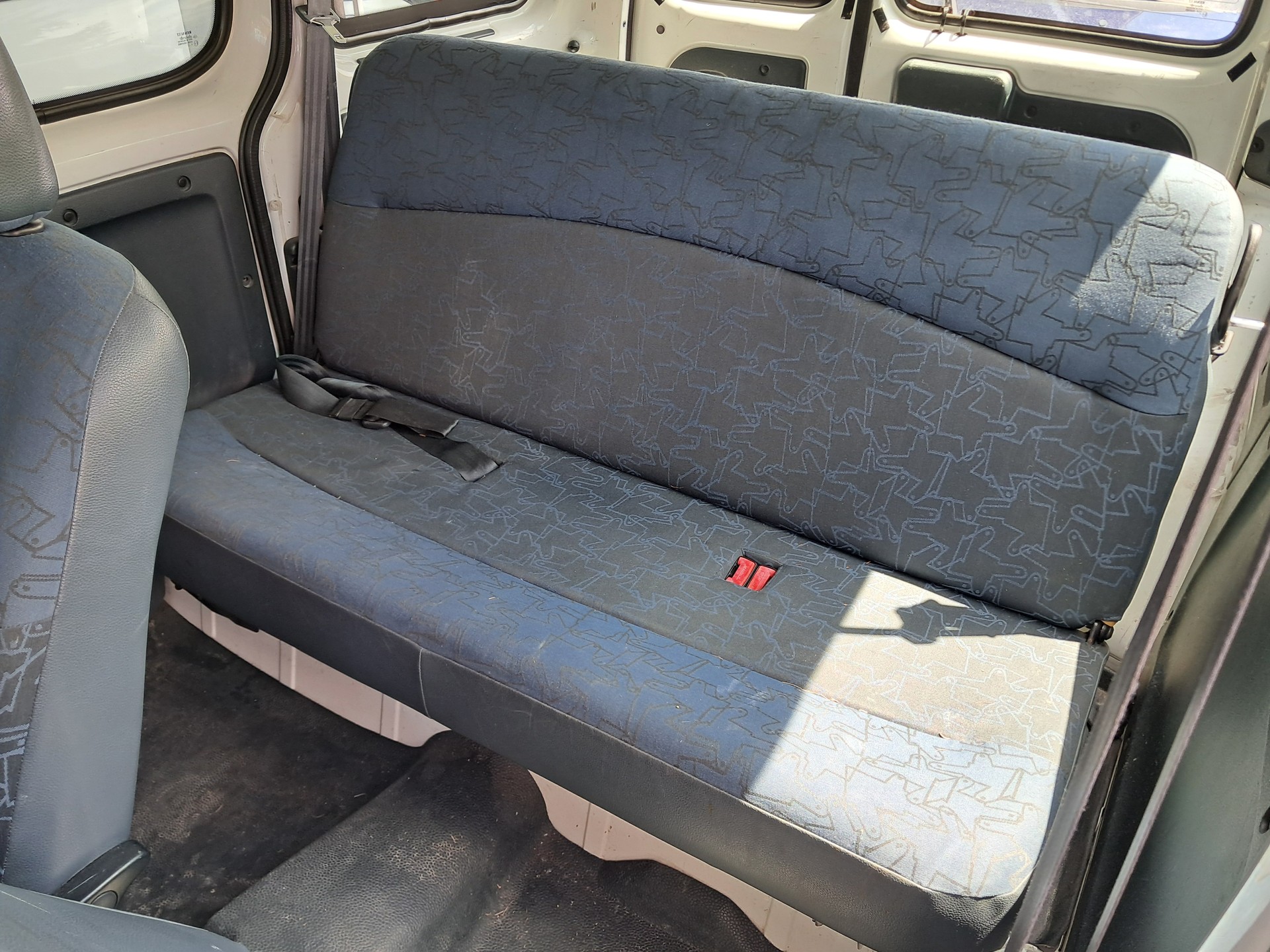 RENAULT KANGOO-image-4