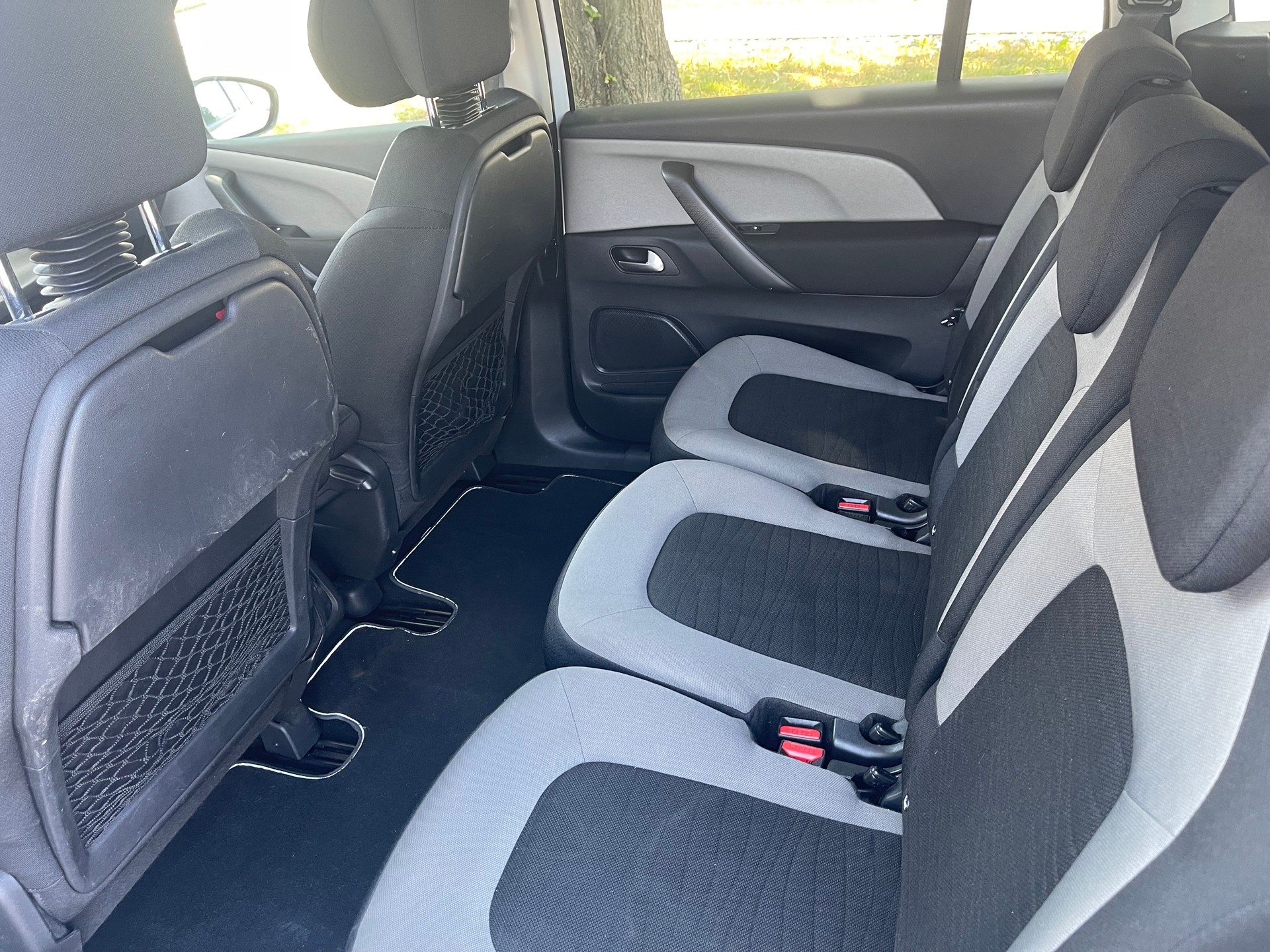 CITROEN Grand C4 Picasso 1.6i 16V THP Exclusive-image-10