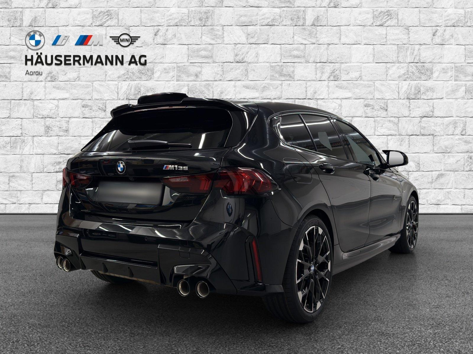 BMW M135i xDrive-image-4