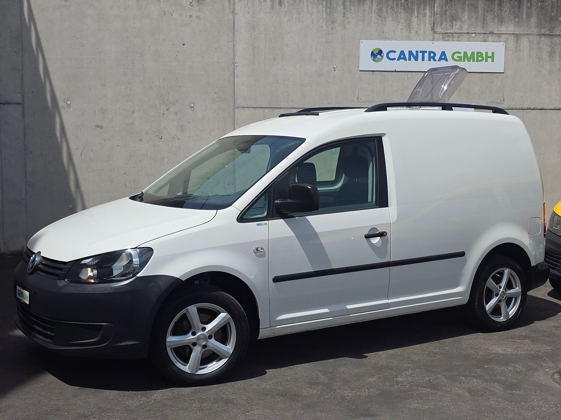 VW GEOVAN M - 102PS - Klima - PDC - BC - Tempomat - Navi - Standheizung-image-2