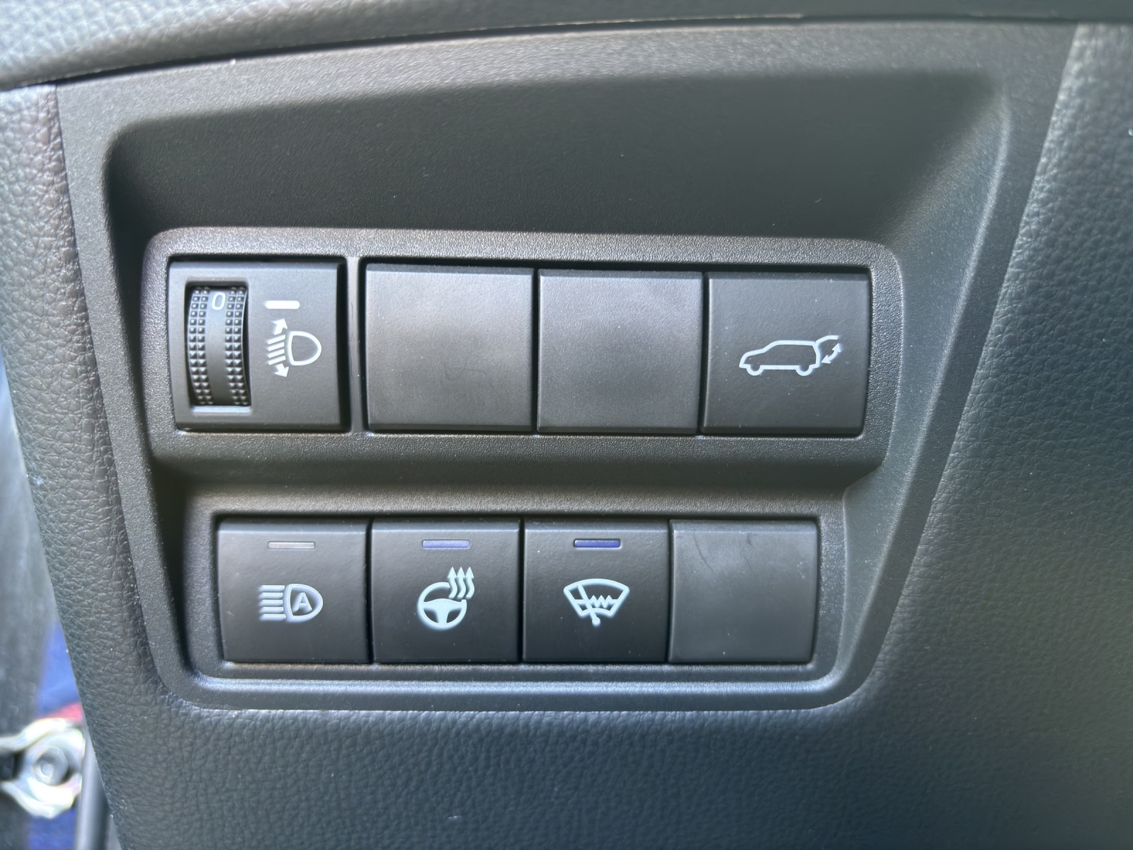 TOYOTA Yaris Cross 1.5 Trend e-CVT AWDi-image-26