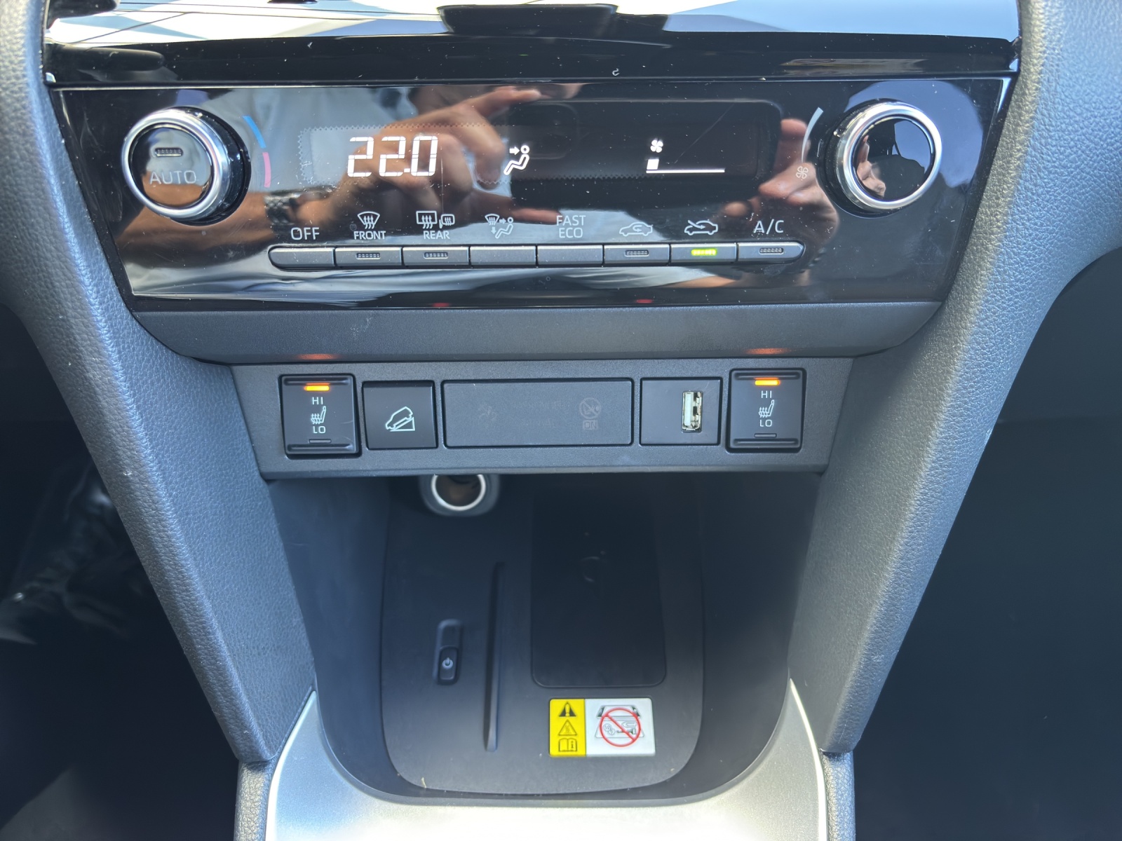 TOYOTA Yaris Cross 1.5 Trend e-CVT AWDi-image-18