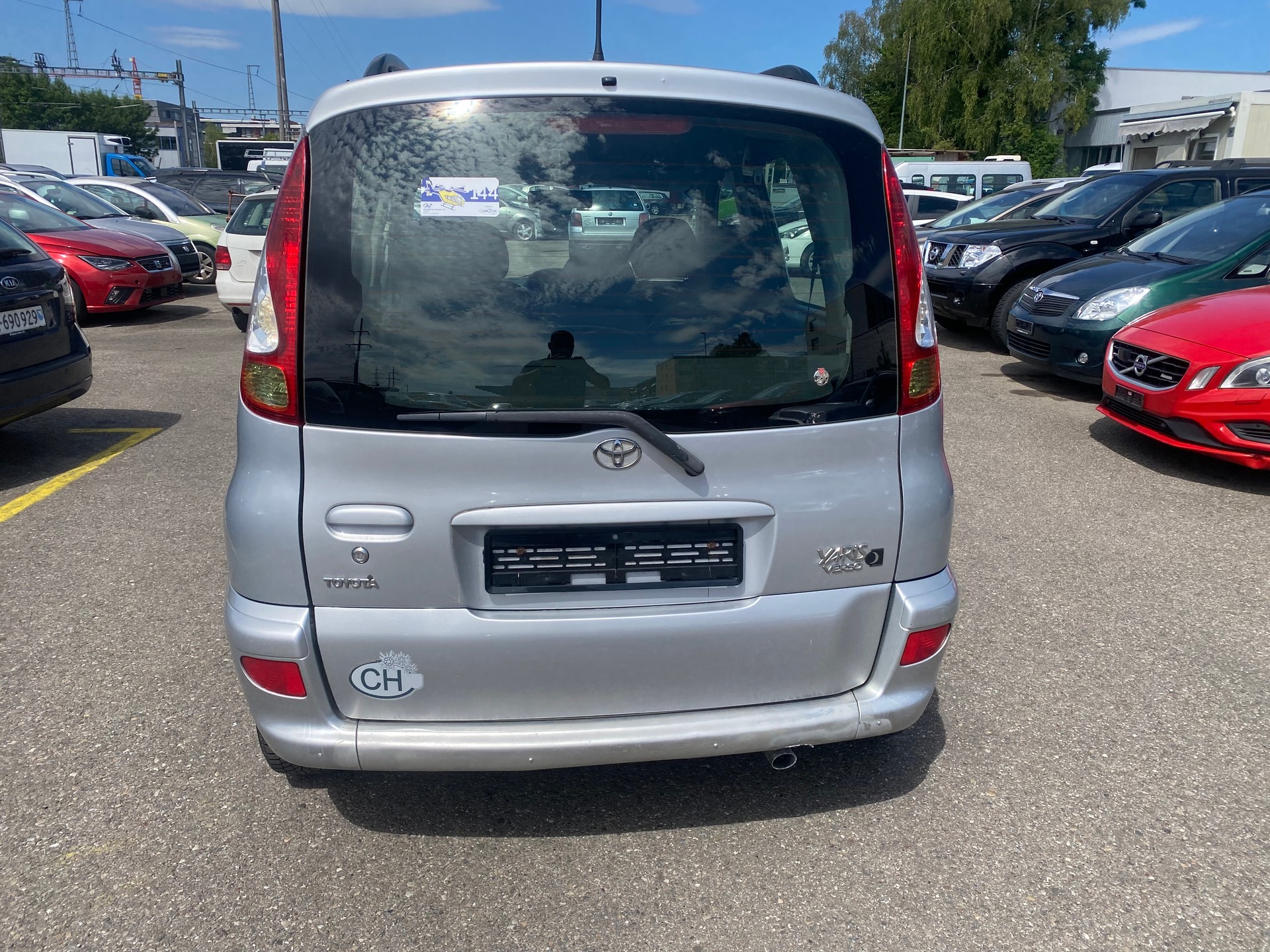 TOYOTA Yaris Verso 1.3 Linea Sol-image-7