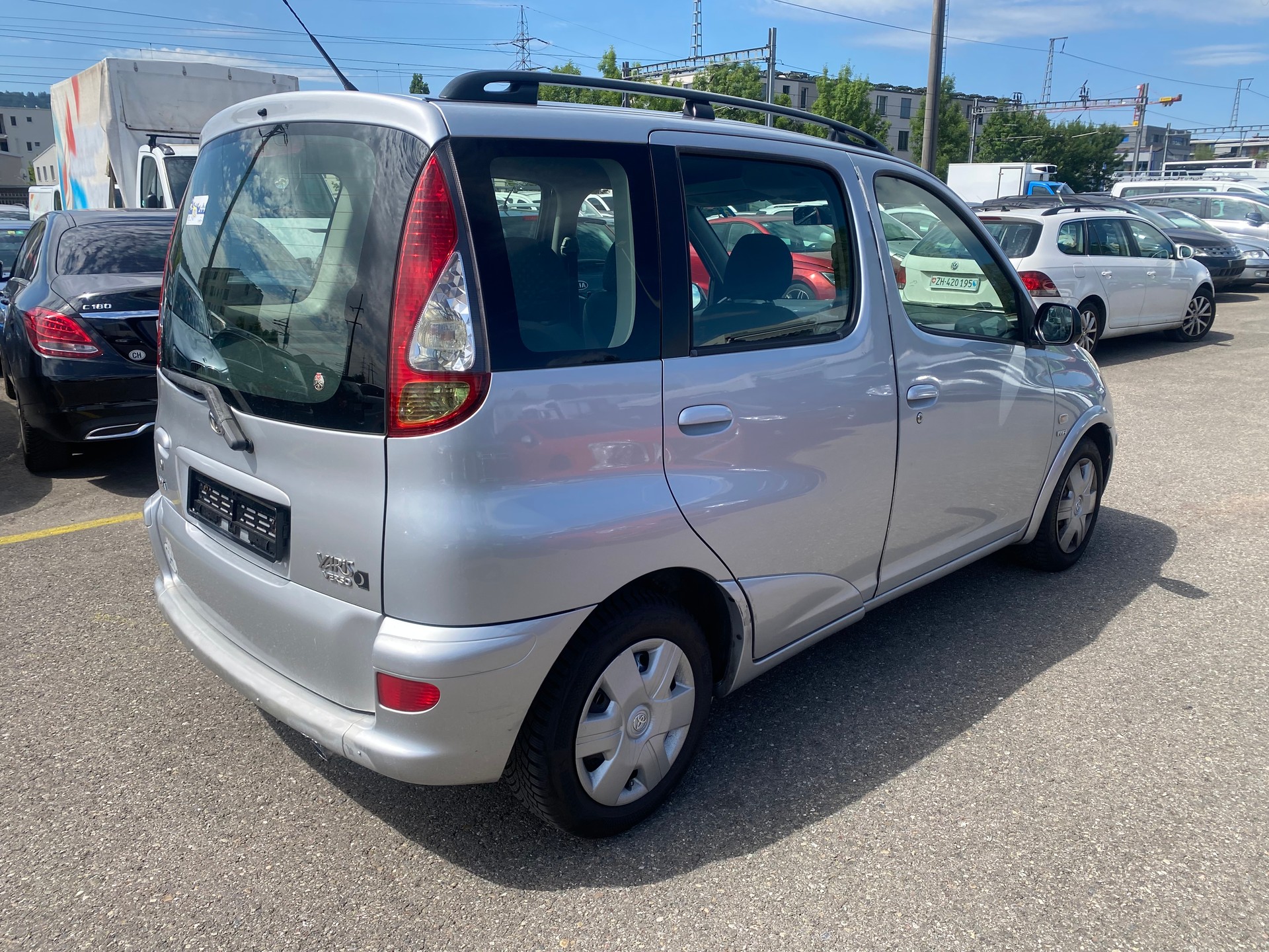 TOYOTA Yaris Verso 1.3 Linea Sol-image-5