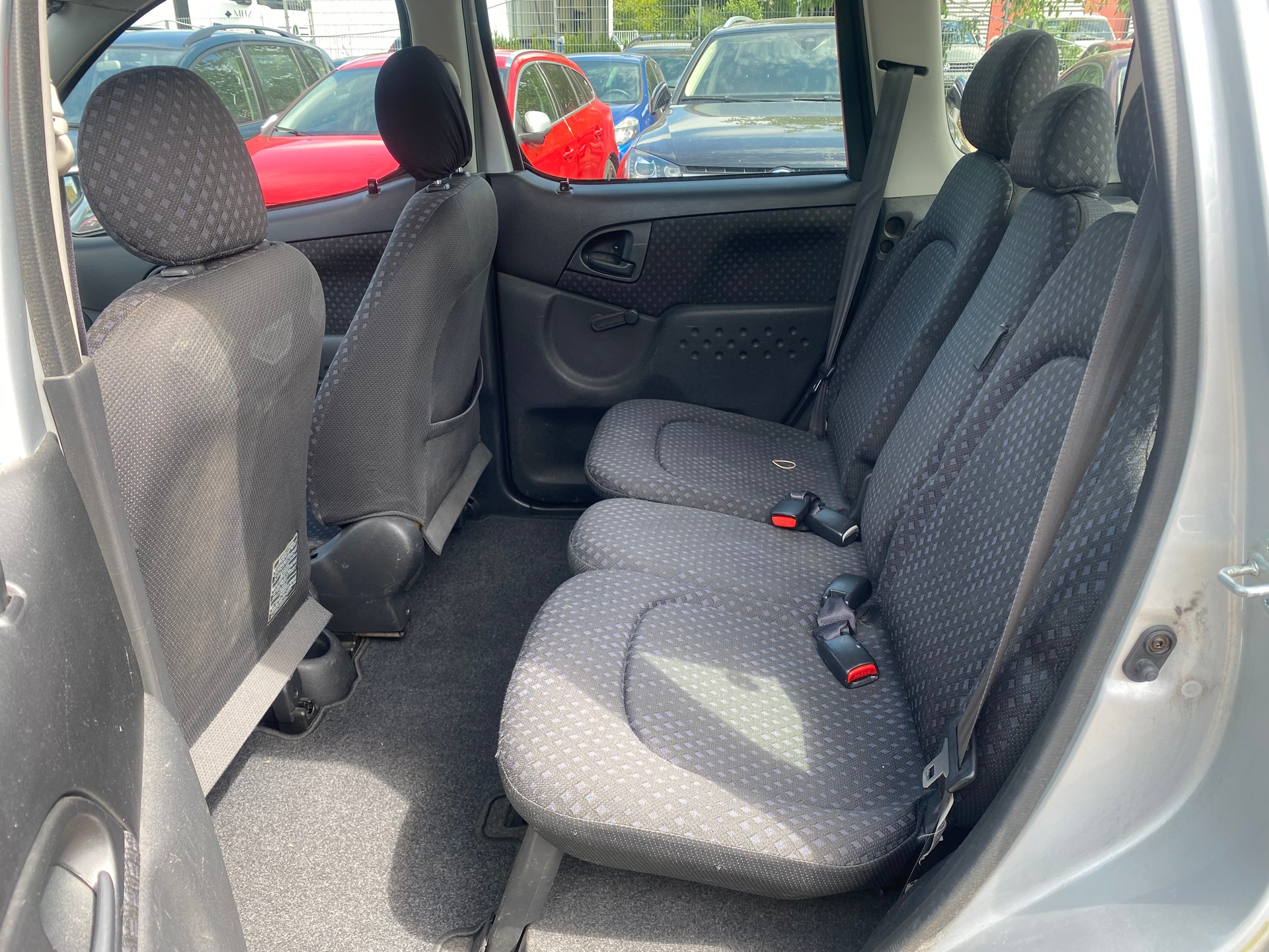 TOYOTA Yaris Verso 1.3 Linea Sol-image-10