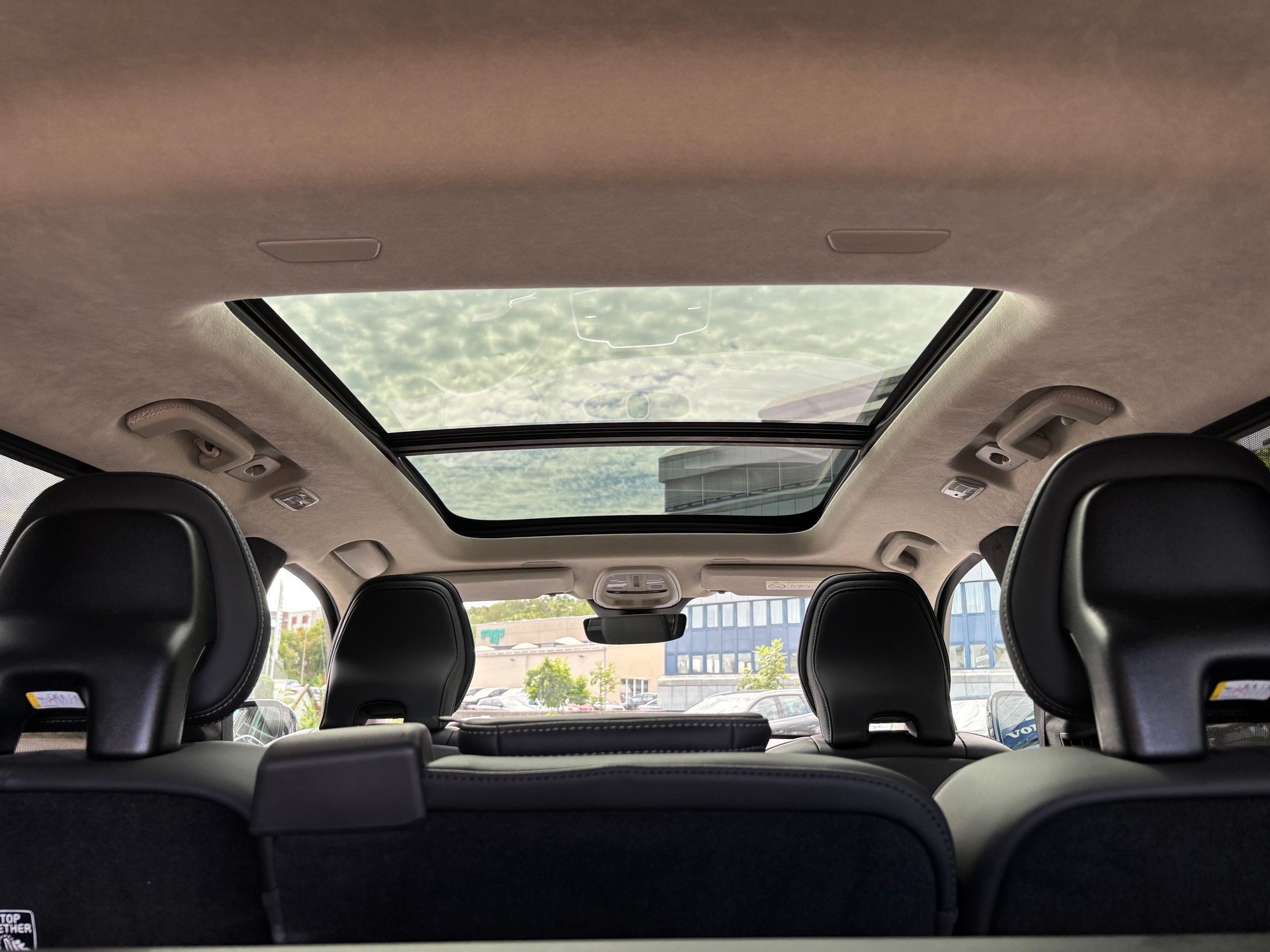 VOLVO XC90 2.0 T8 TE Xclusive Dark 7P. eAWD-image-10