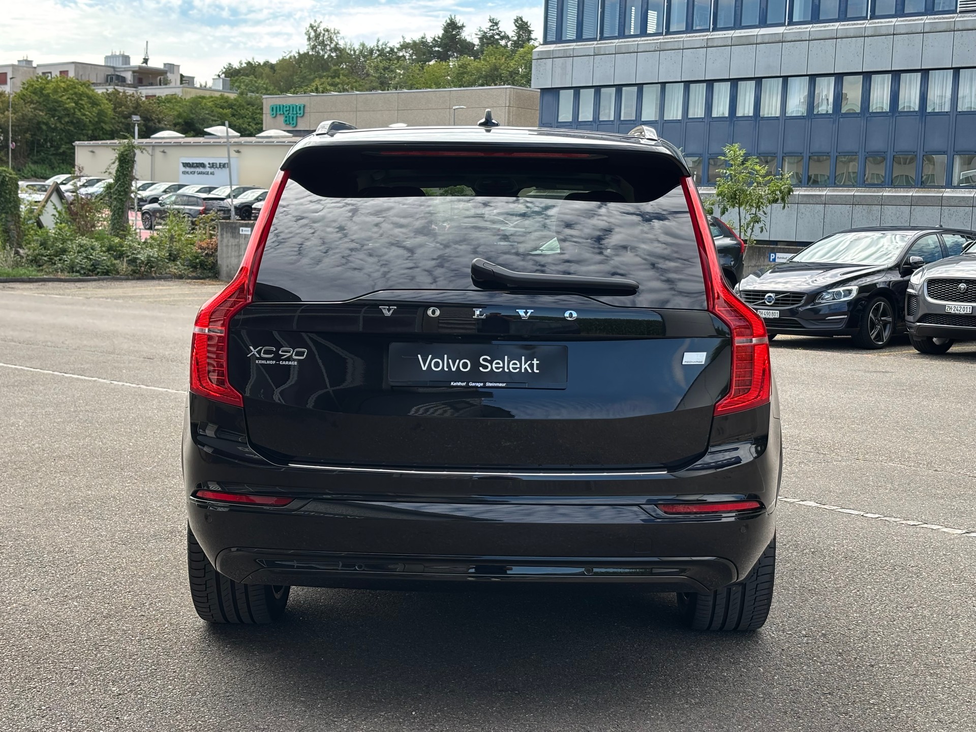 VOLVO XC90 2.0 T8 TE Xclusive Dark 7P. eAWD-image-8