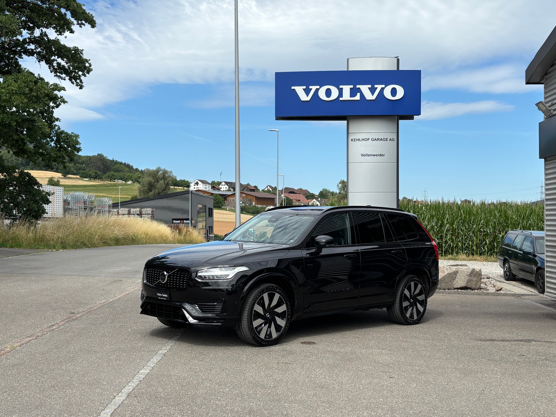 VOLVO XC90 2.0 T8 TE Xclusive Dark 7P. eAWD-image-0