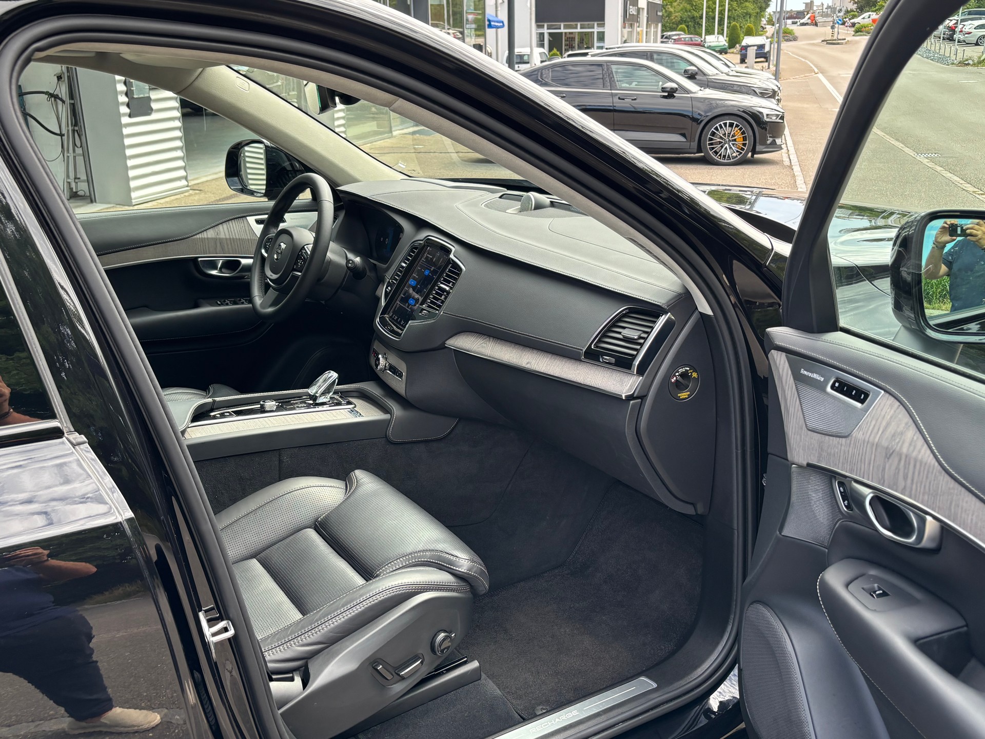 VOLVO XC90 2.0 T8 TE Xclusive Dark 7P. eAWD-image-6
