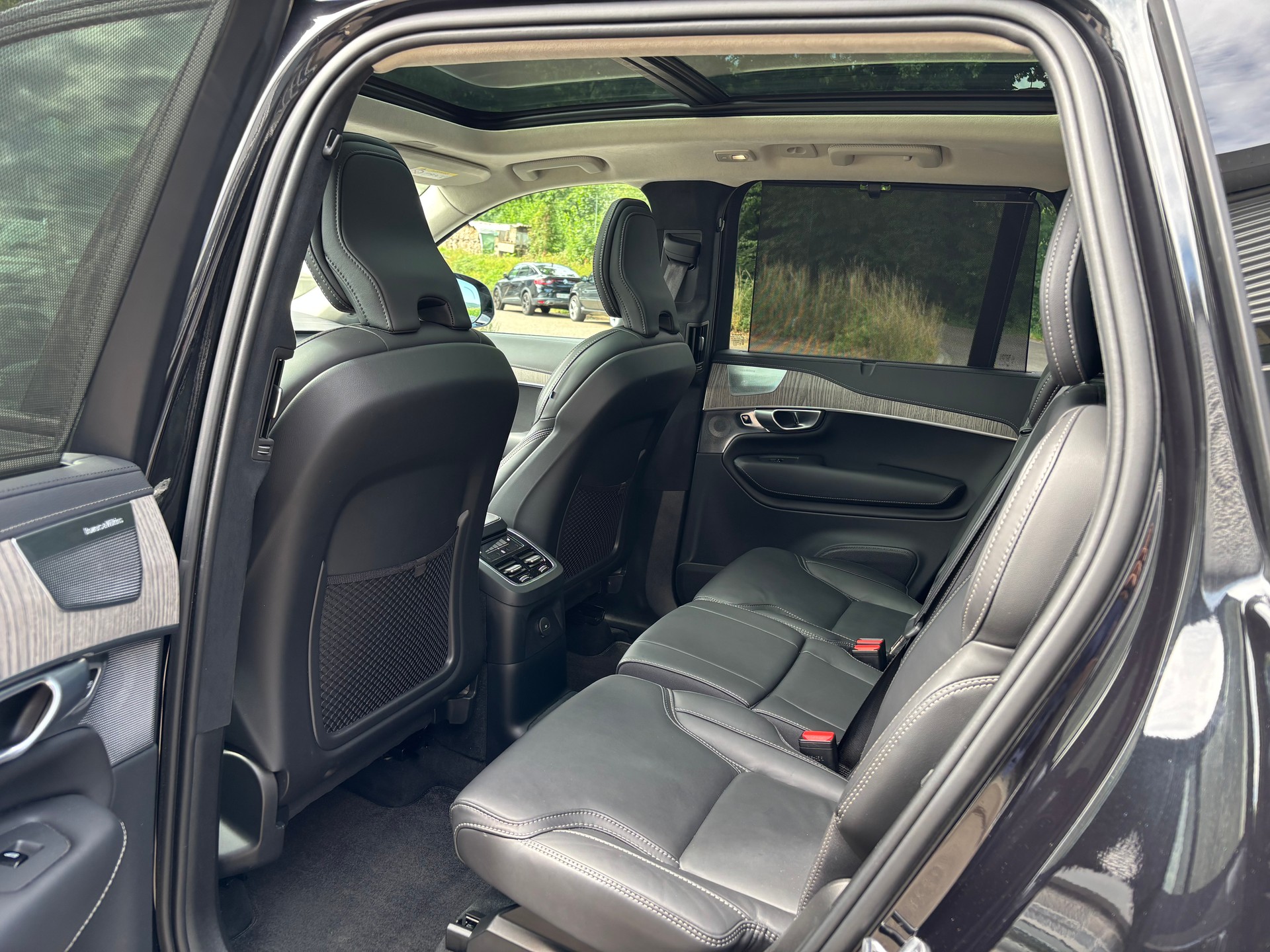 VOLVO XC90 2.0 T8 TE Xclusive Dark 7P. eAWD-image-12