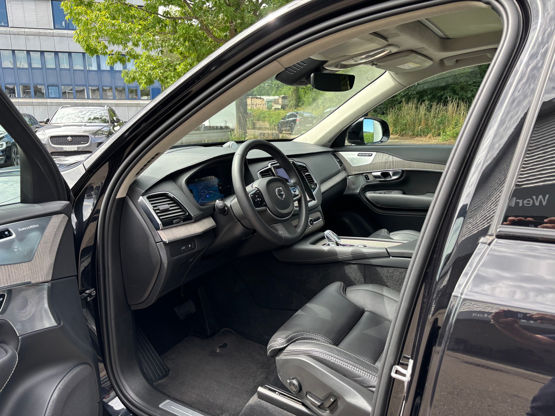 VOLVO XC90 2.0 T8 TE Xclusive Dark 7P. eAWD-image-2