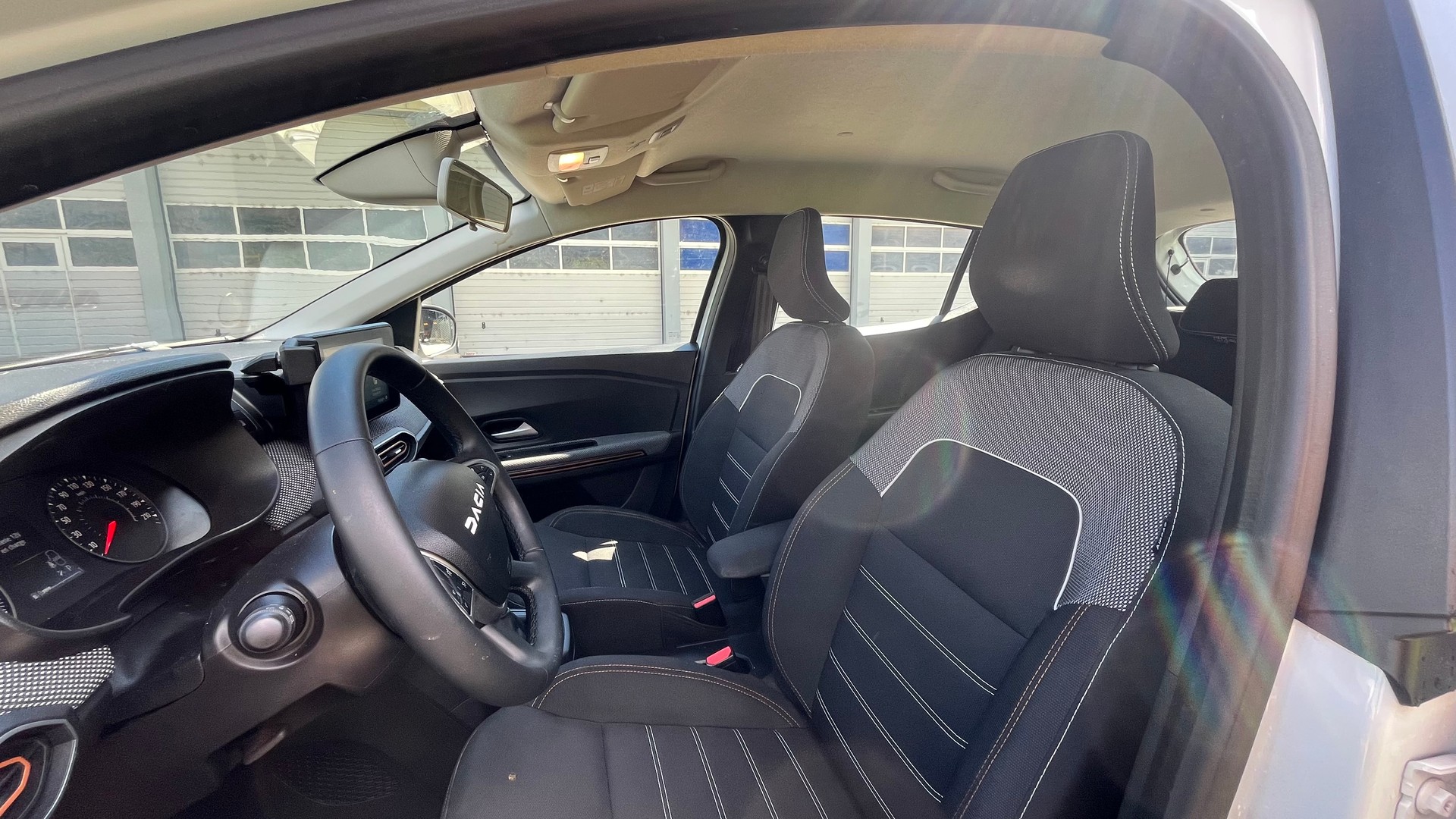 DACIA Sandero Stepway TCe 90 Expression CVT-image-9