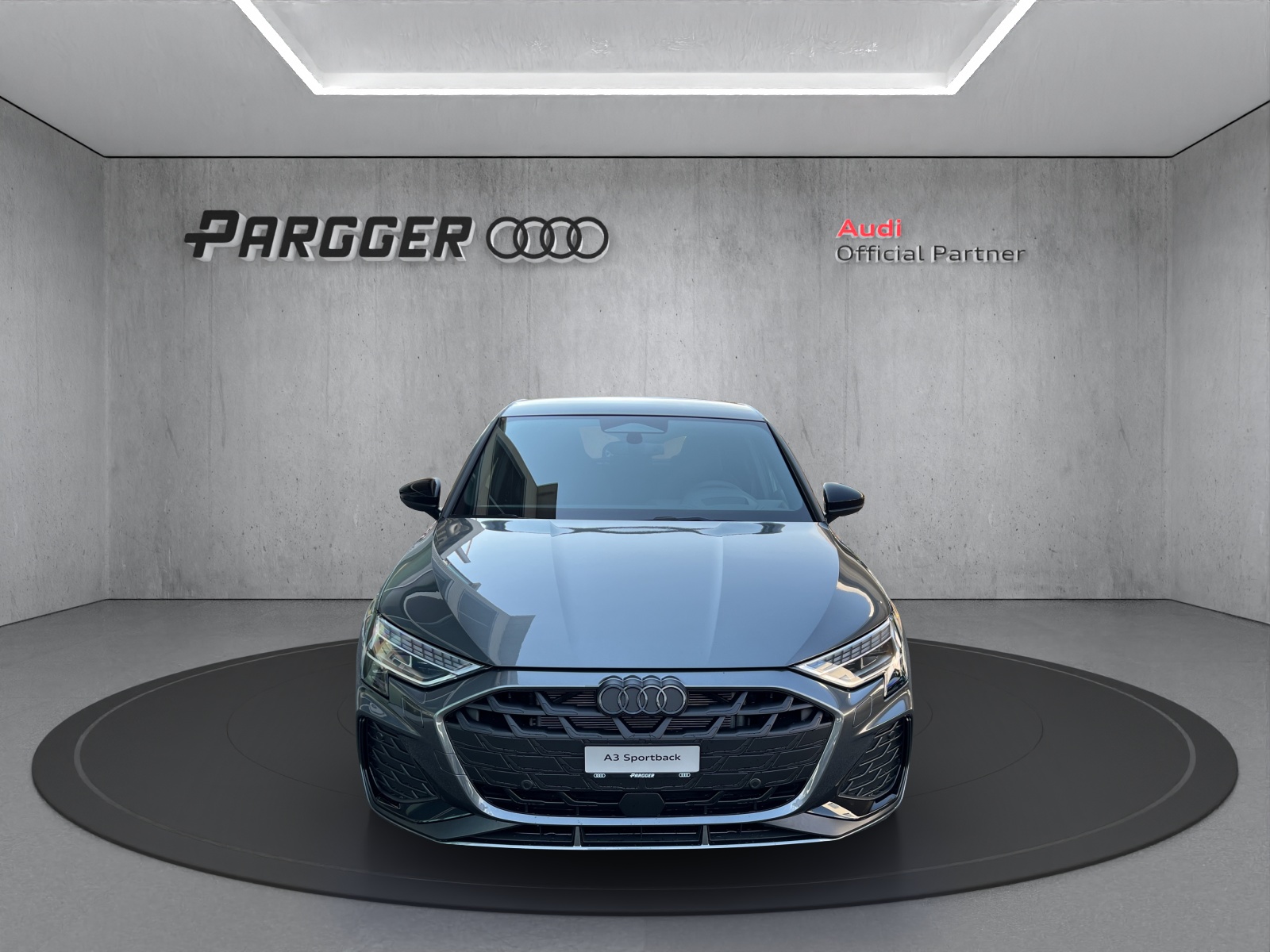 AUDI A3 Sportback TFSI 150 kW quattro S line S tronic-image-1