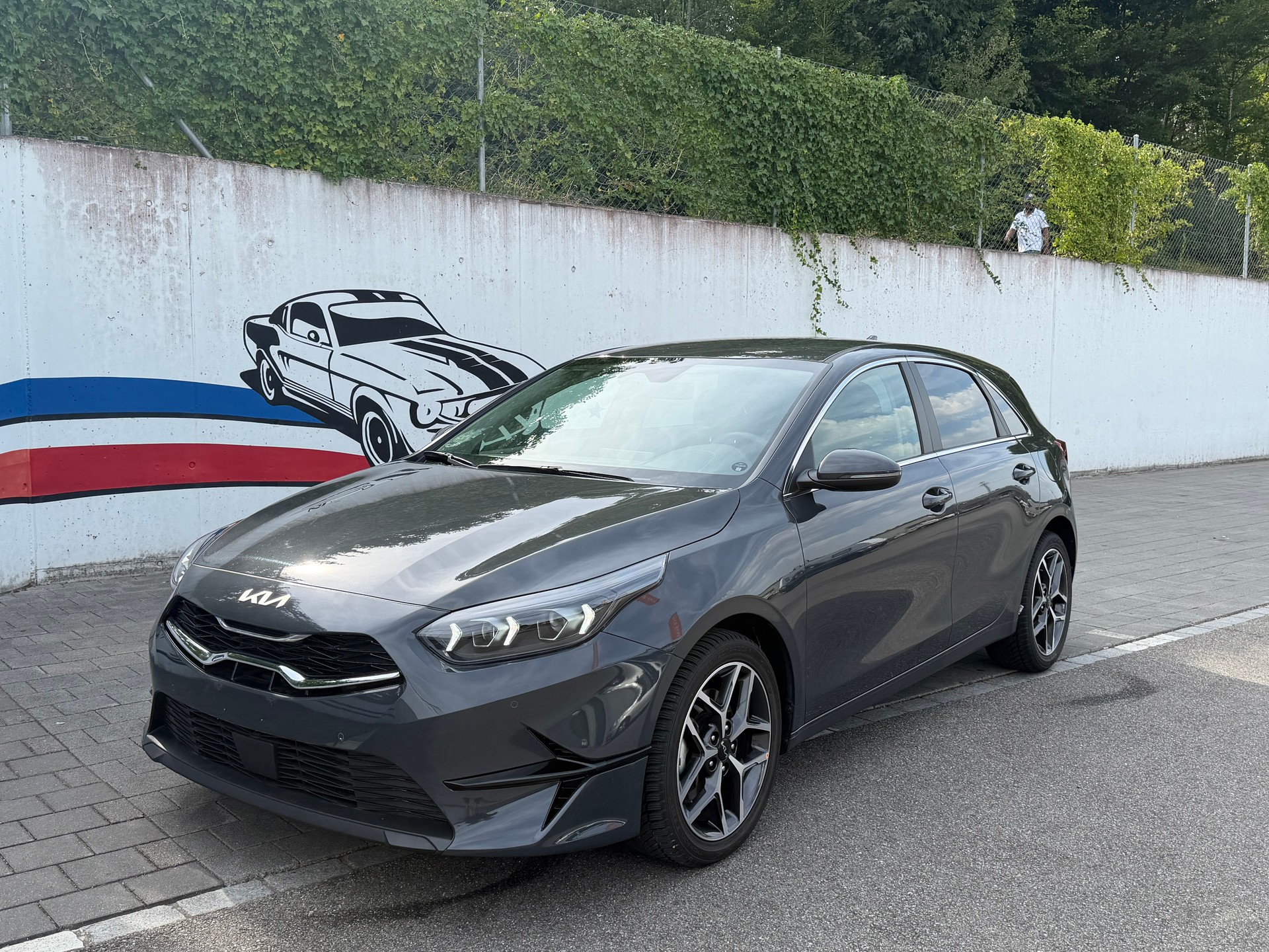 KIA Ceed 1.5 T-GDi MHEV Ultimate-image-0