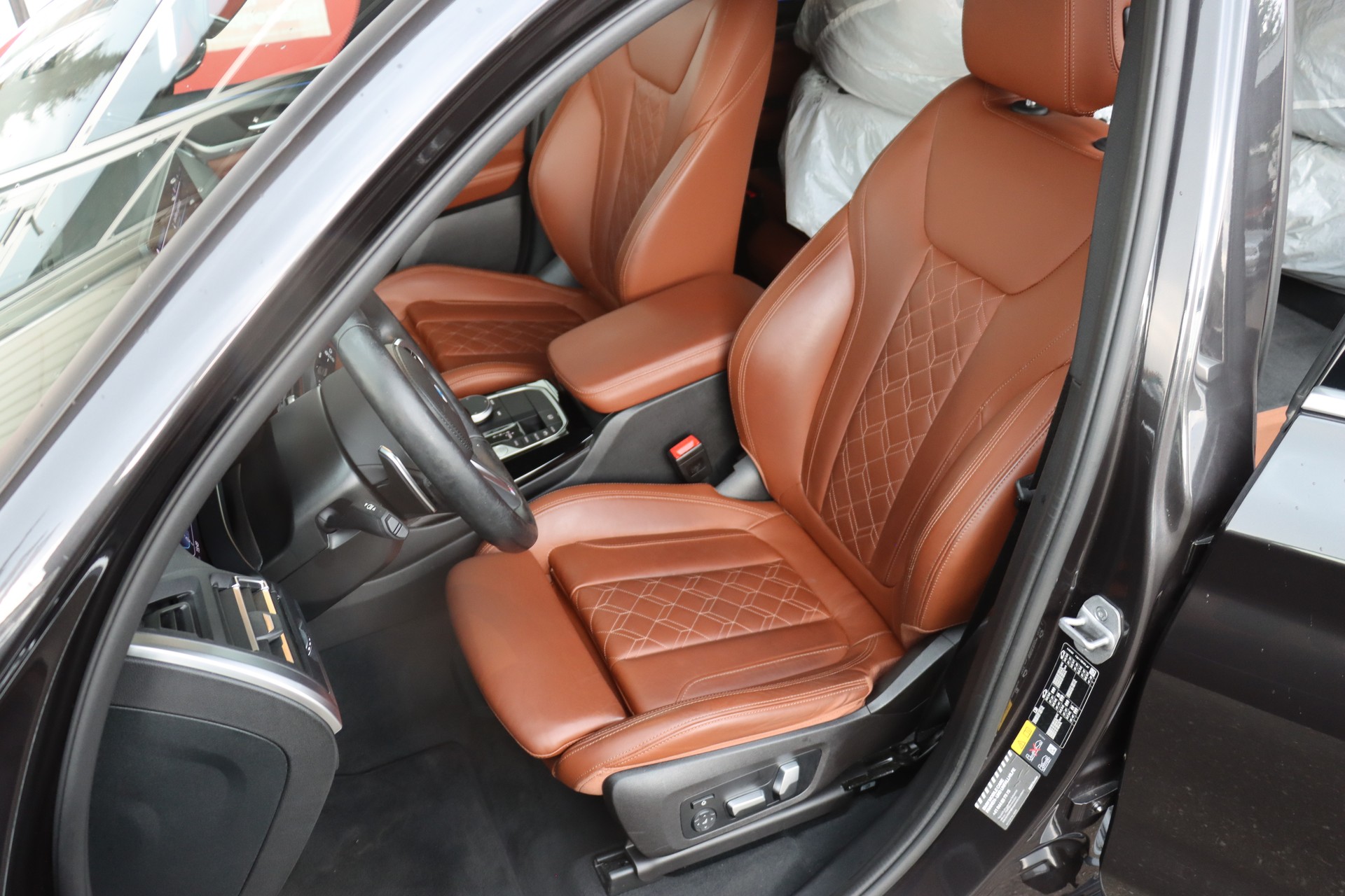 BMW X3 xDrive 30e M Sport-image-13