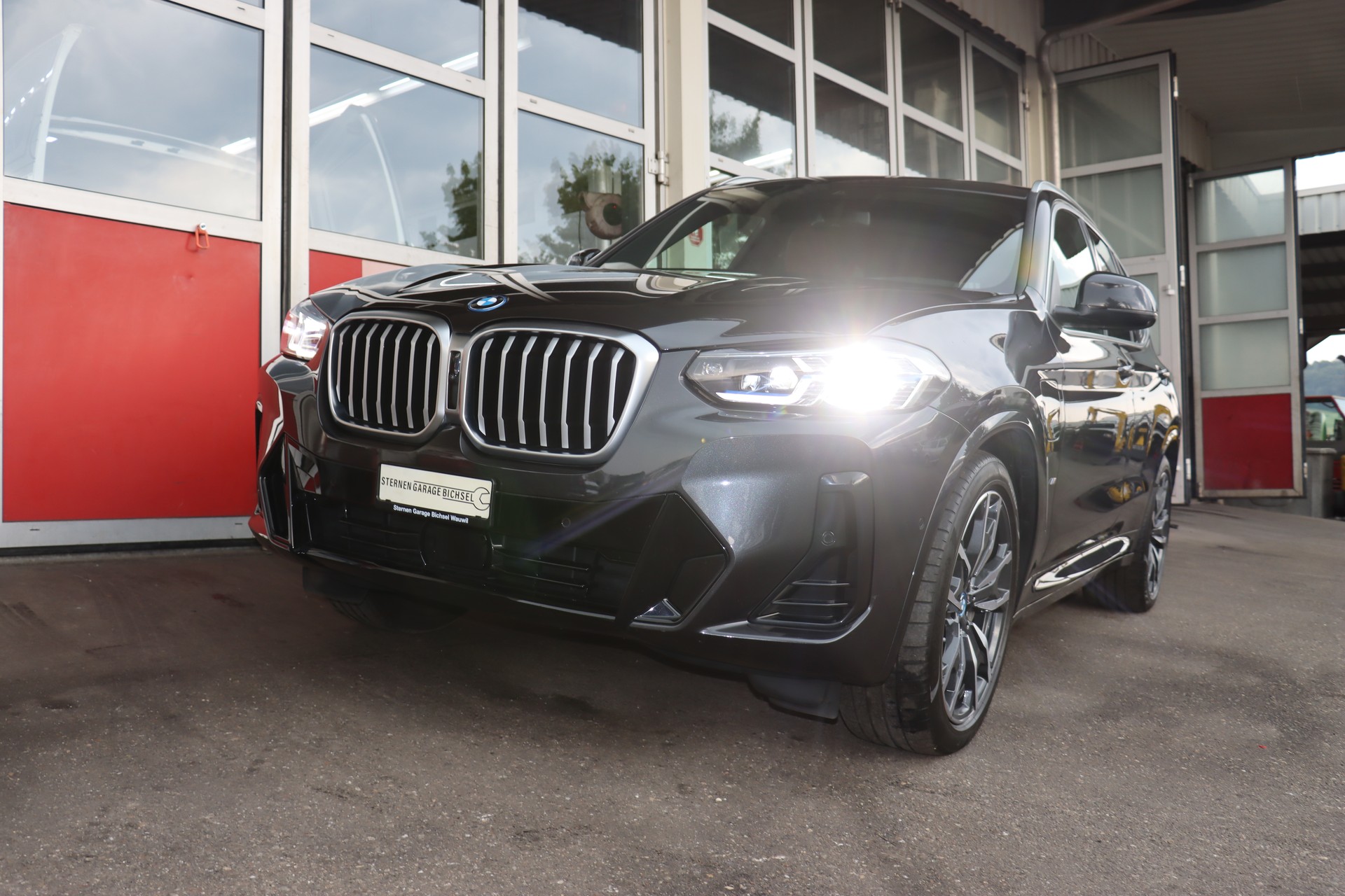 BMW X3 xDrive 30e M Sport-image-1
