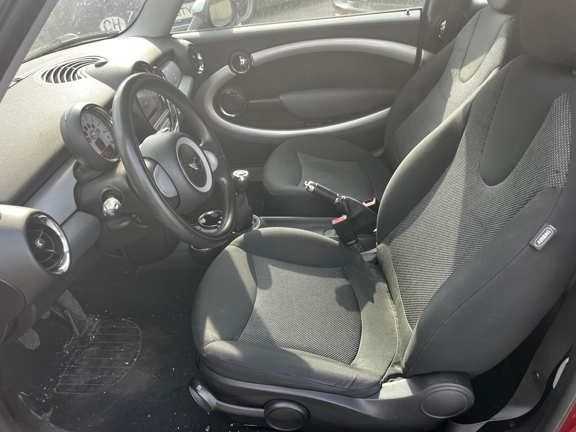 MINI Clubman Cooper-image-10