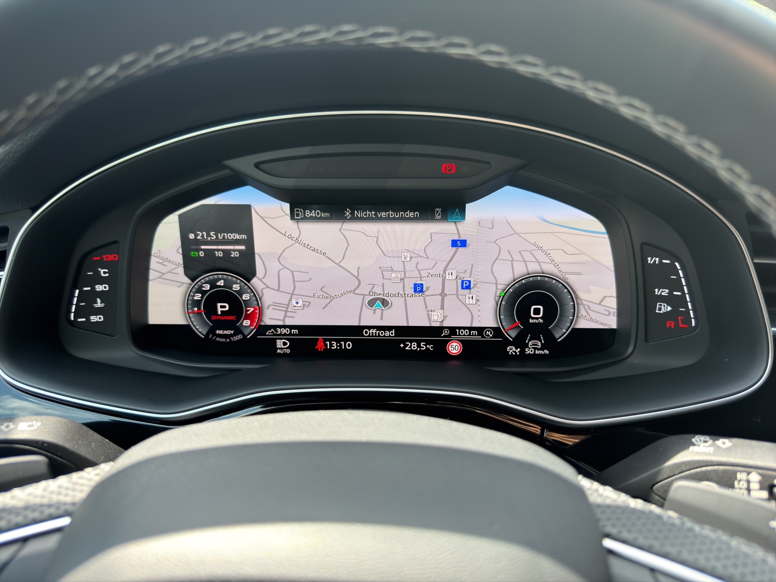 AUDI SQ8 TFSI quattro tiptronic-image-15