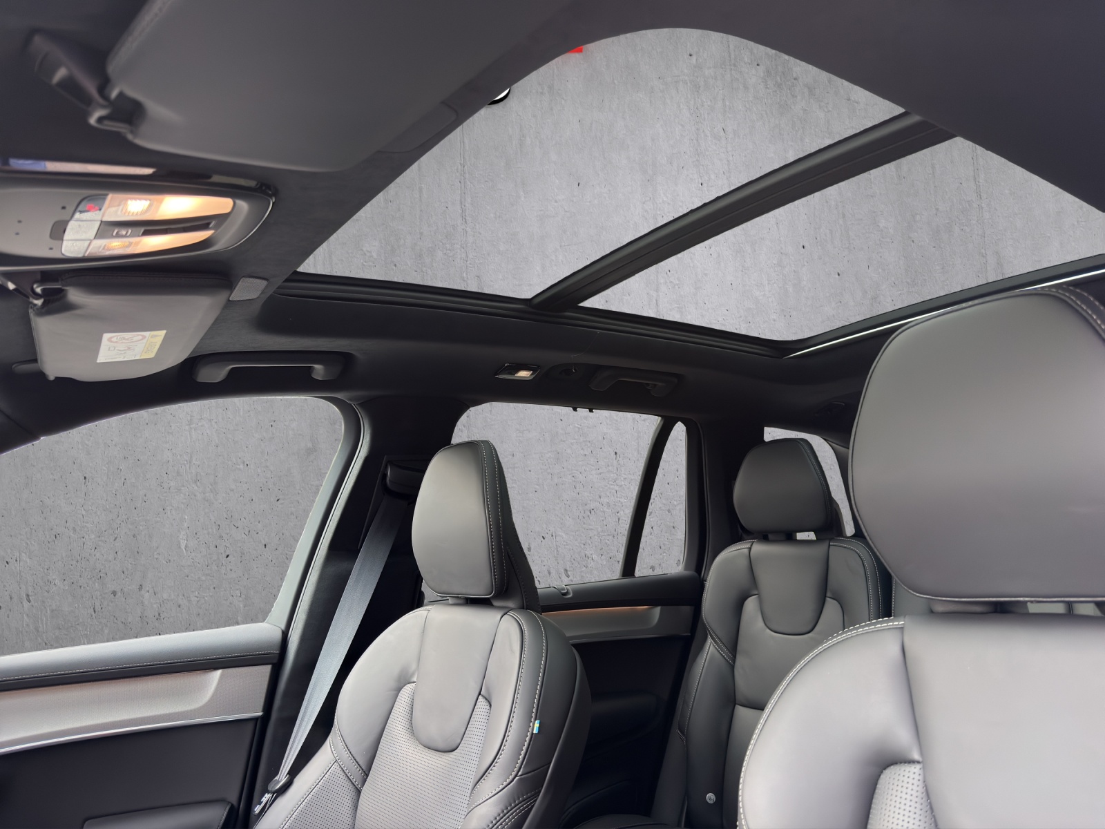VOLVO XC90 T8 eAWD PluginHybrid Black Edition Geartronic-image-15