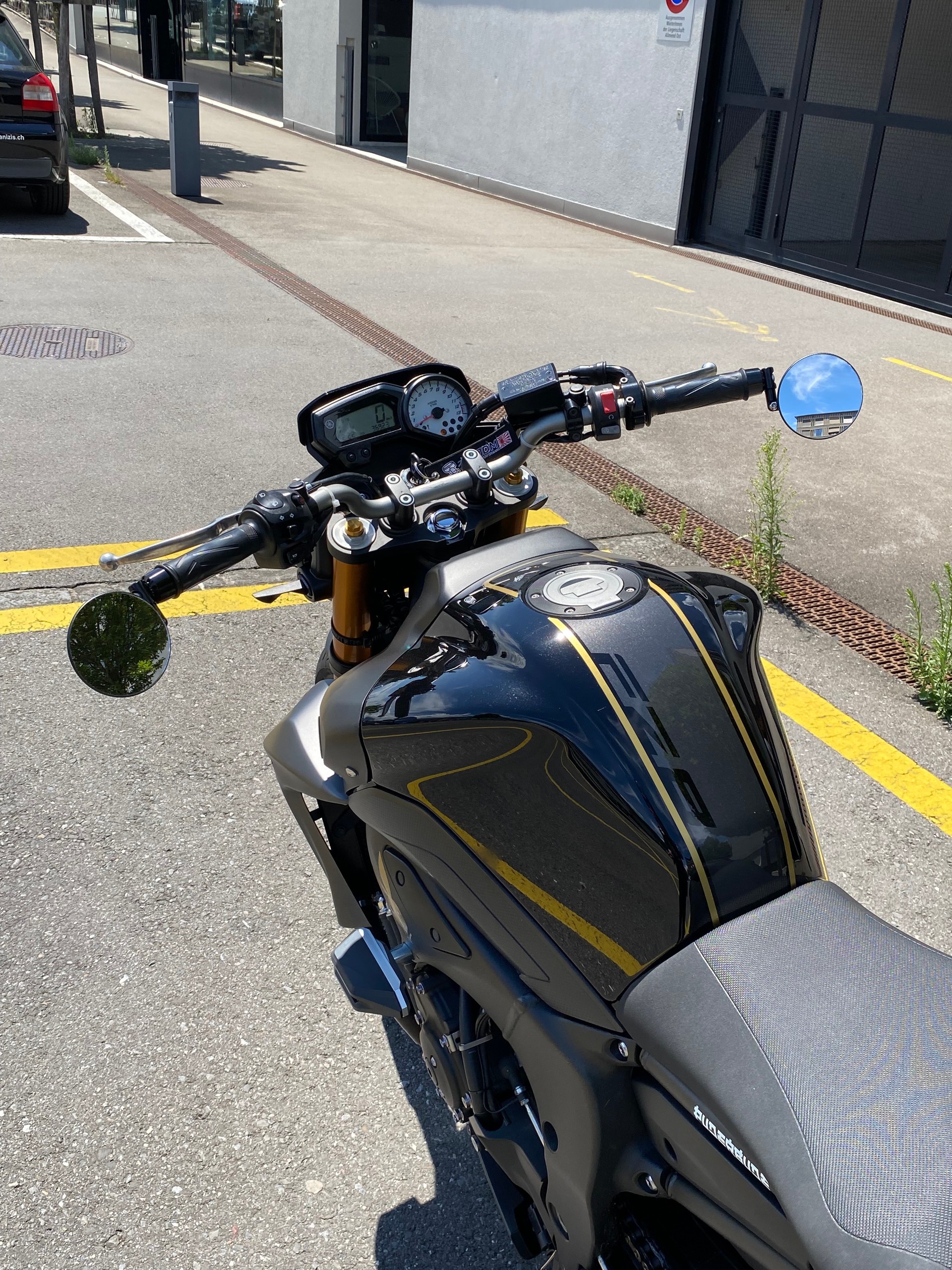 YAMAHA FZ8 N ABS-image-5