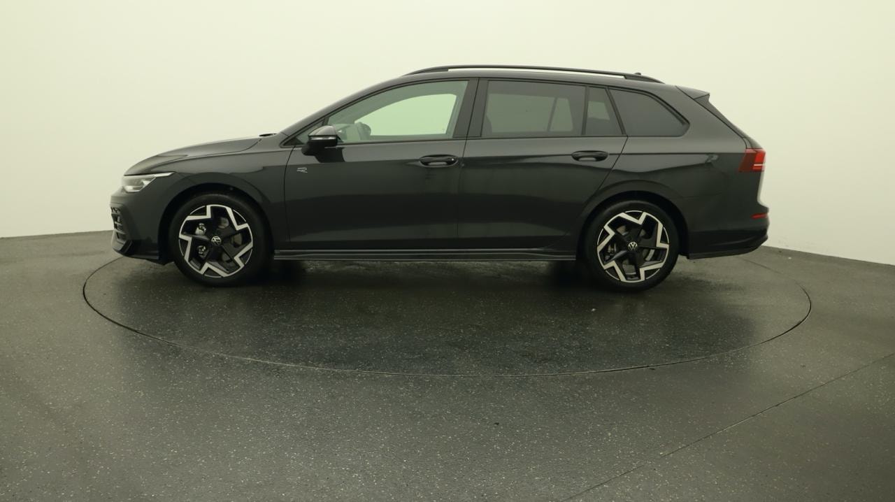 VW Golf VIII Variant 1.5 eTSI mHEV R-Line-image-1