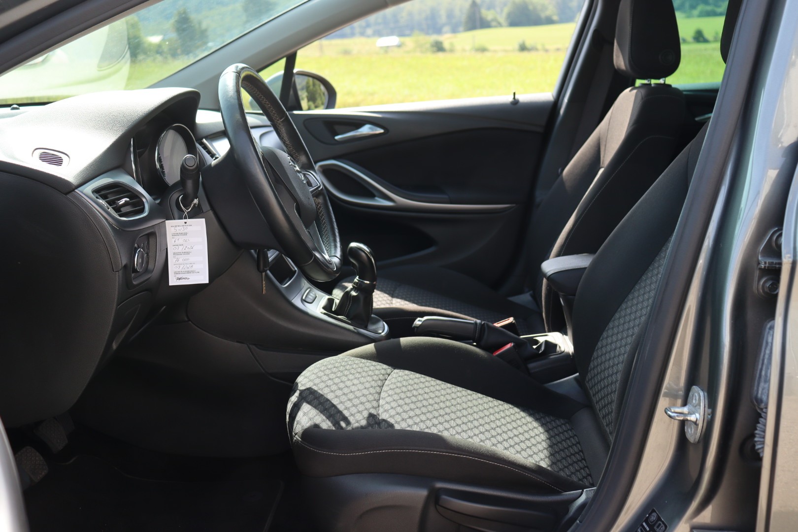 OPEL Astra Sports Tourer 1.2i Turbo Ultimate • Garantie • CH • Expertise-image-9