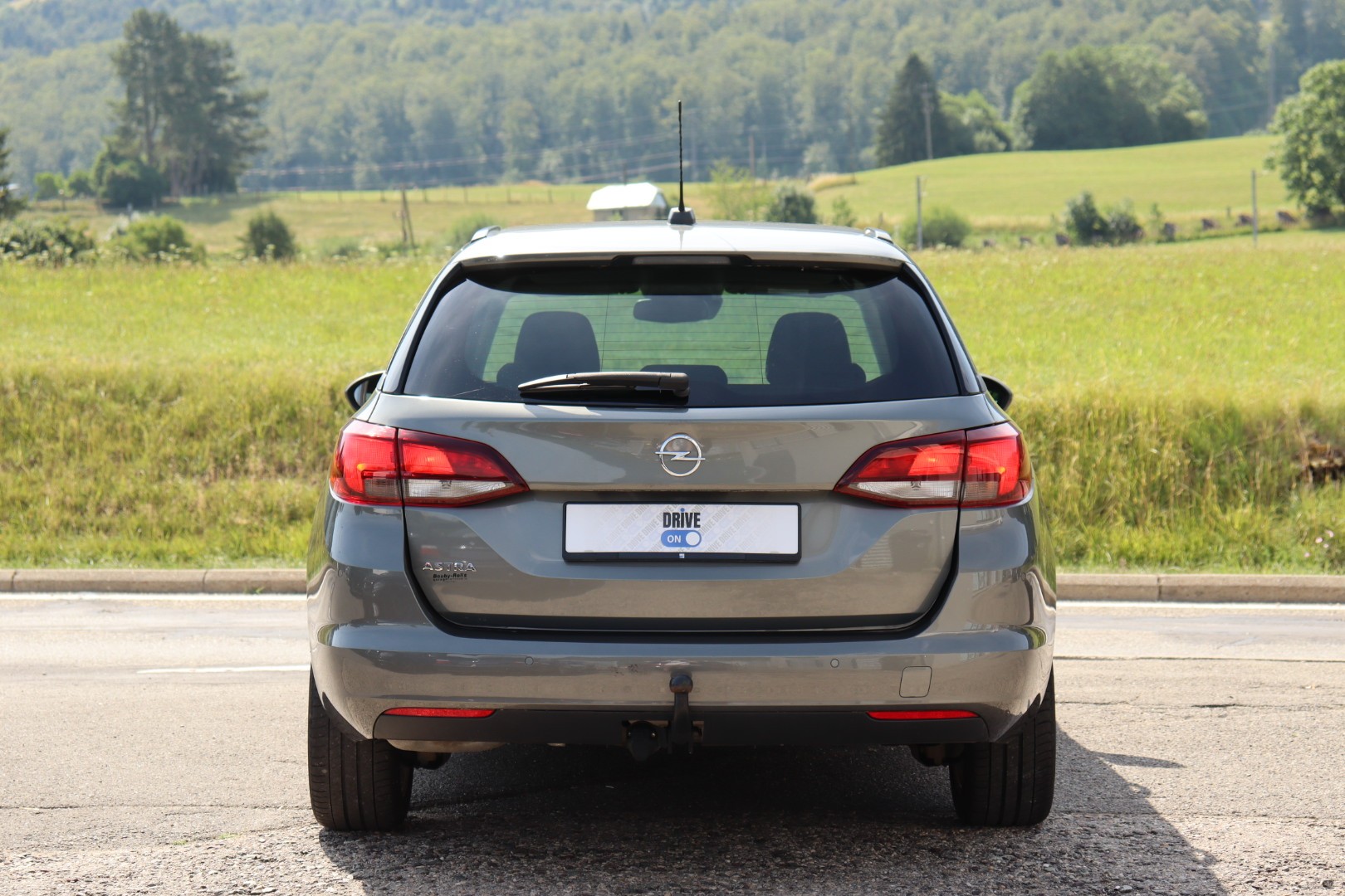 OPEL Astra Sports Tourer 1.2i Turbo Ultimate • Garantie • CH • Expertise-image-6
