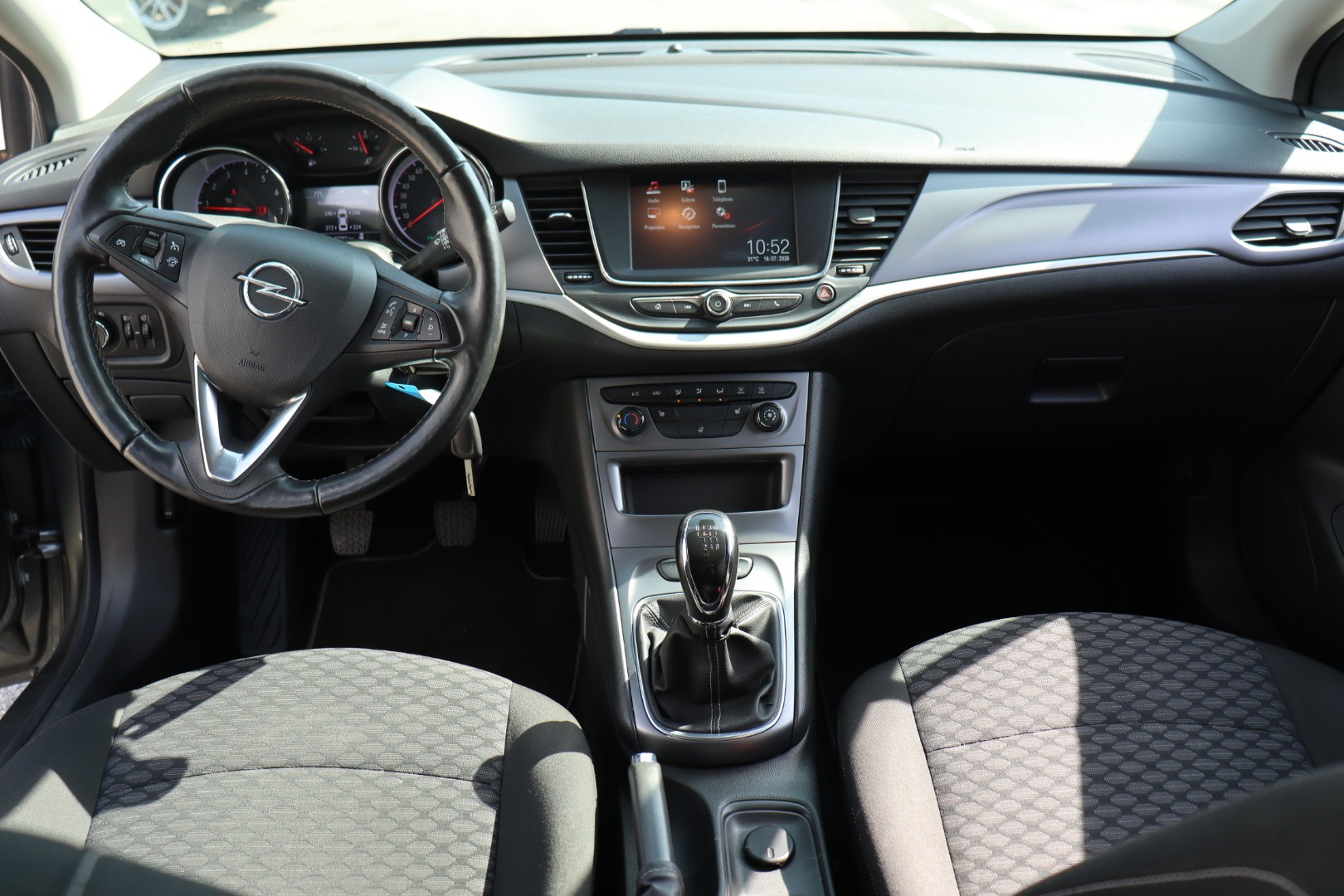 OPEL Astra Sports Tourer 1.2i Turbo Ultimate • Garantie • CH • Expertise-image-11