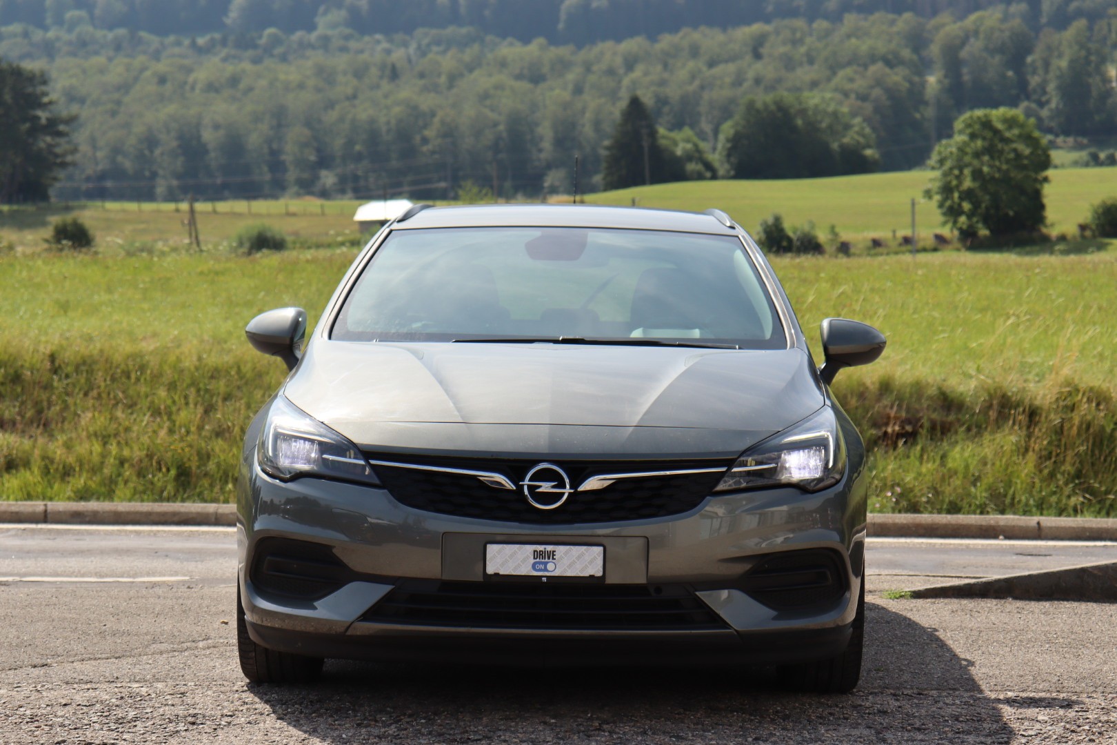 OPEL Astra Sports Tourer 1.2i Turbo Ultimate • Garantie • CH • Expertise-image-0