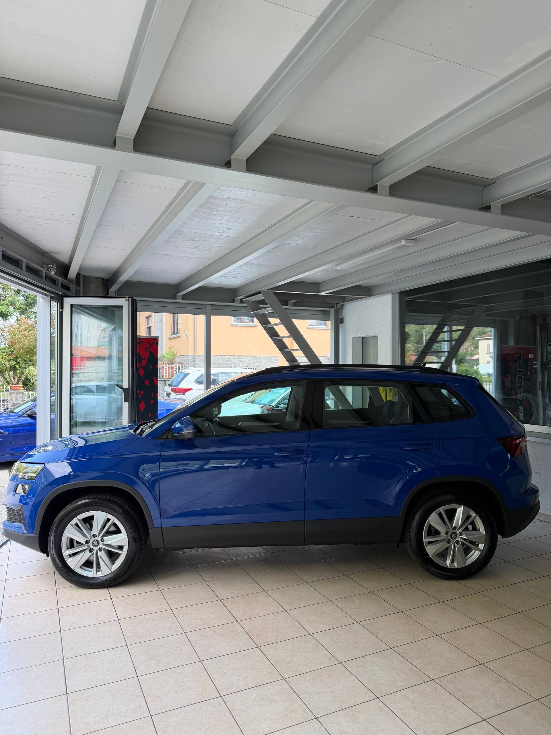 SKODA Karoq 2.0 TDI CR Selection 4x4 DSG-image-2