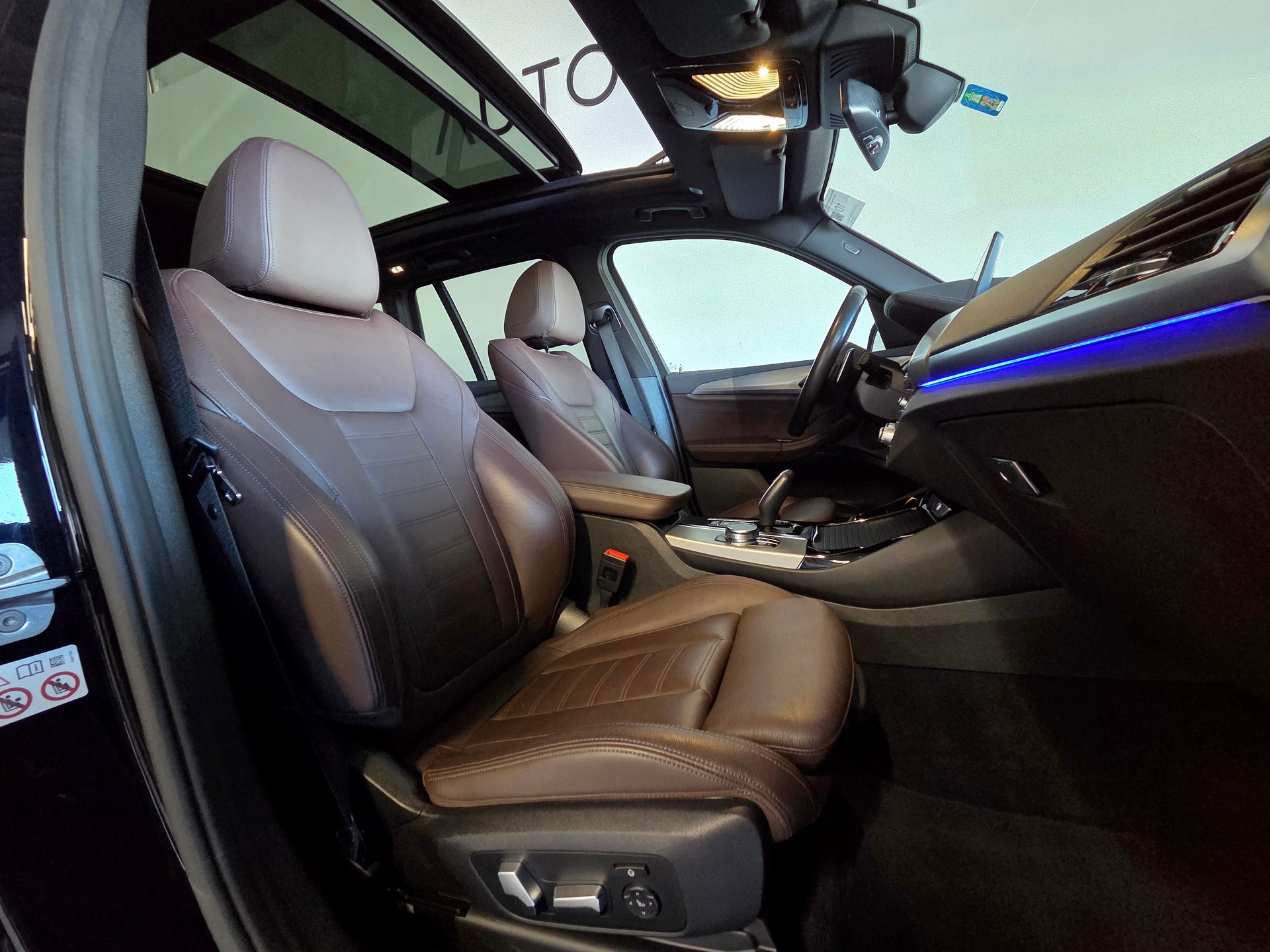 BMW X3 M40i-image-12