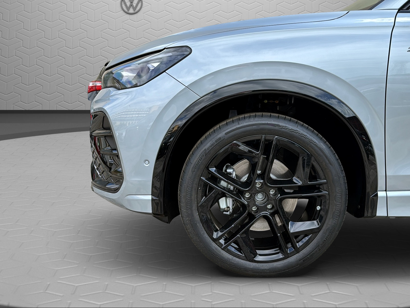 VW Tiguan 2.0 TSI DSG R-Line United 4Motion-image-5