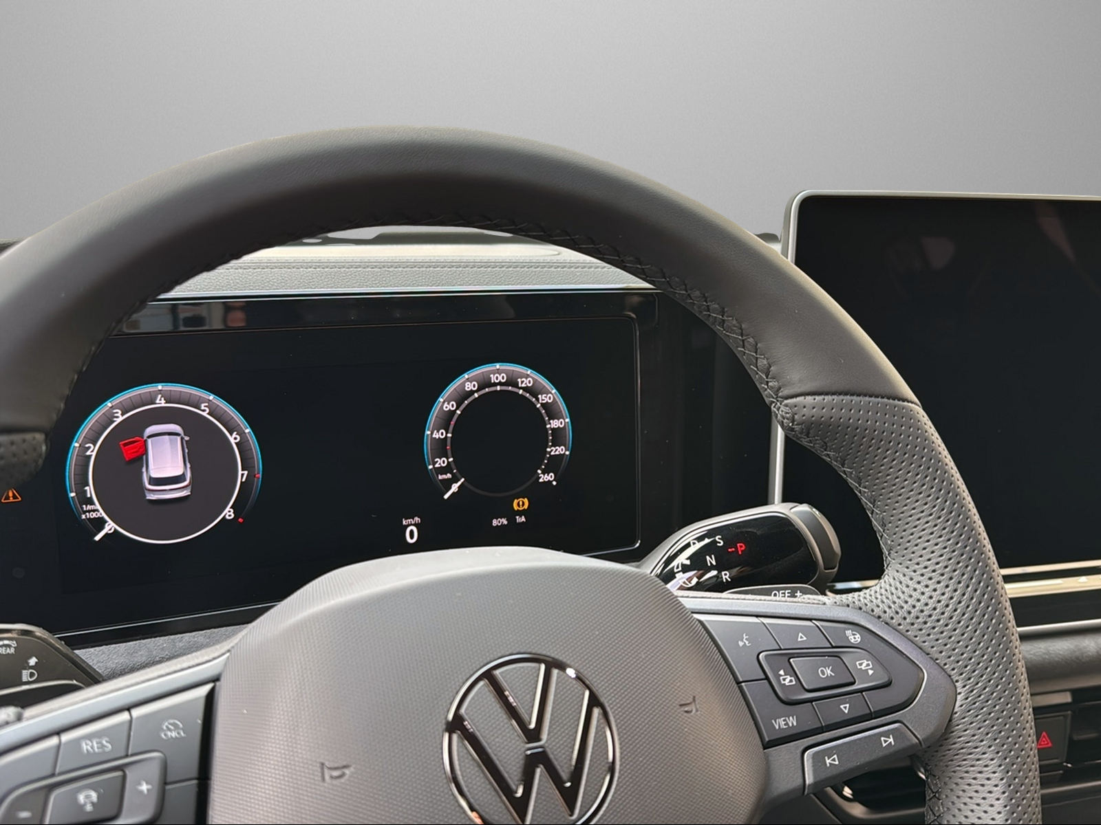 VW Tiguan 2.0 TSI DSG R-Line United 4Motion-image-8