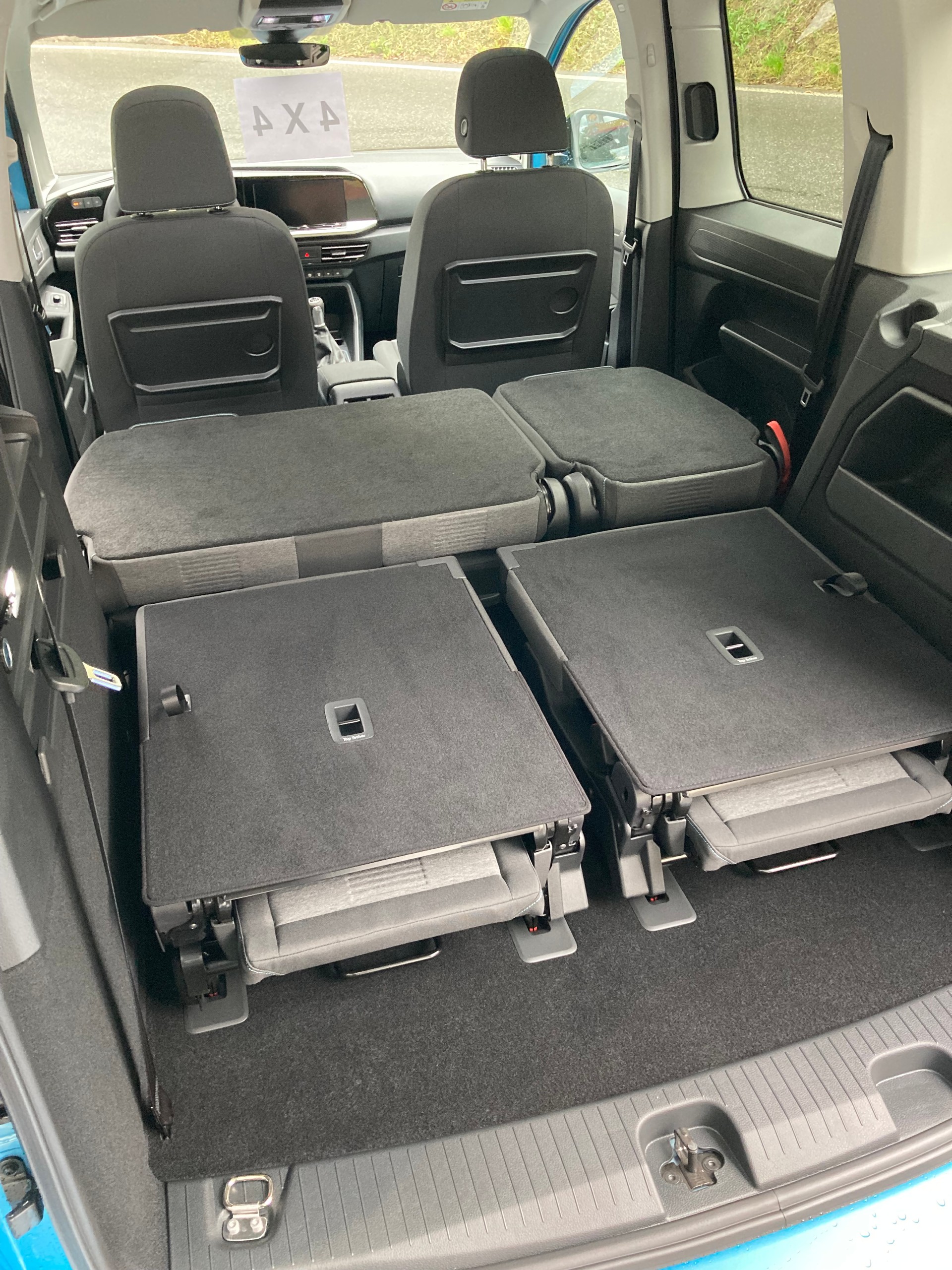 FORD Tourneo Connect 2.0 EcoBlue AWD Active-image-13