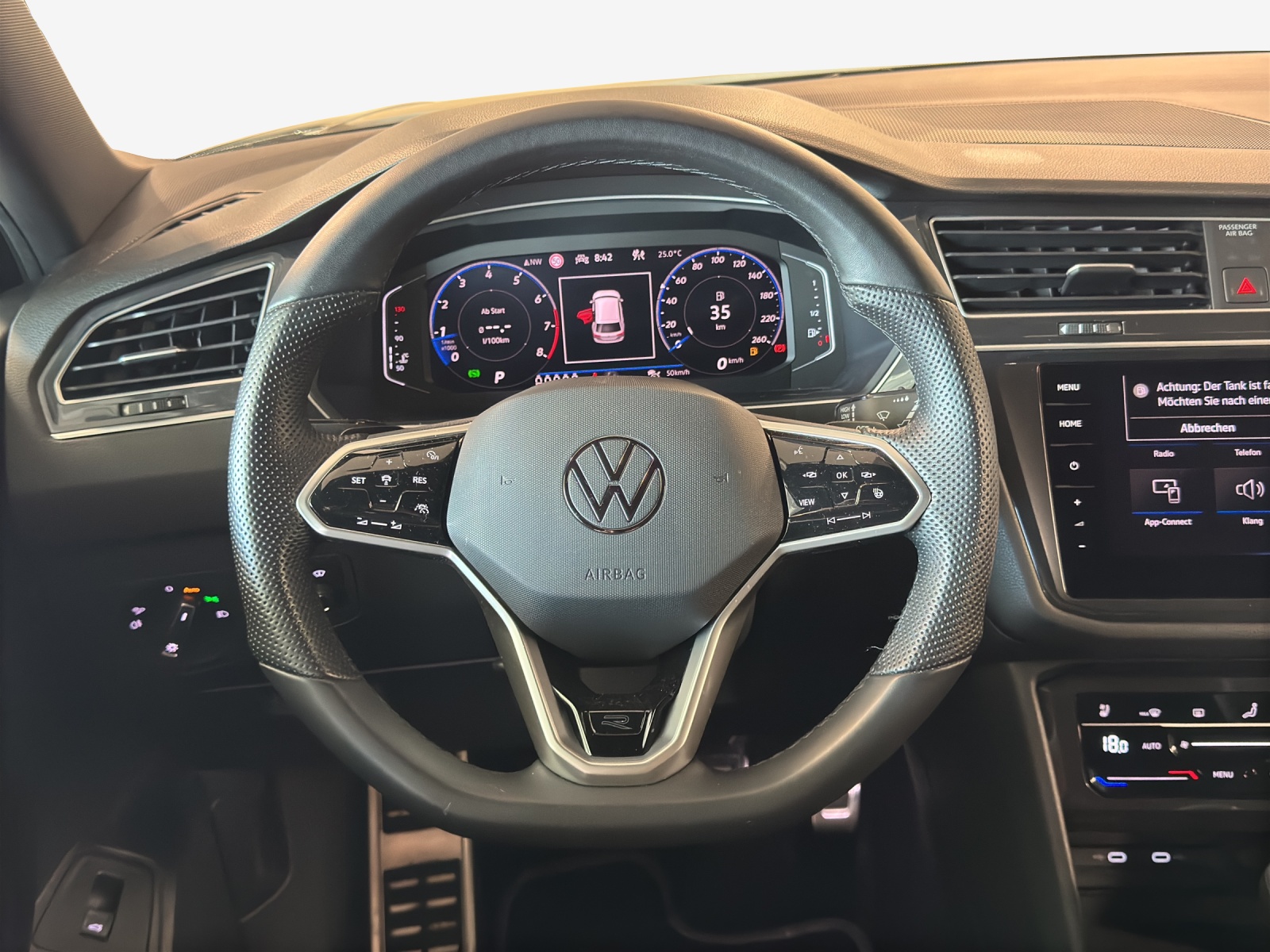 VW Tiguan Allspace 2.0TSI R-Line 4Motion DSG-image-9