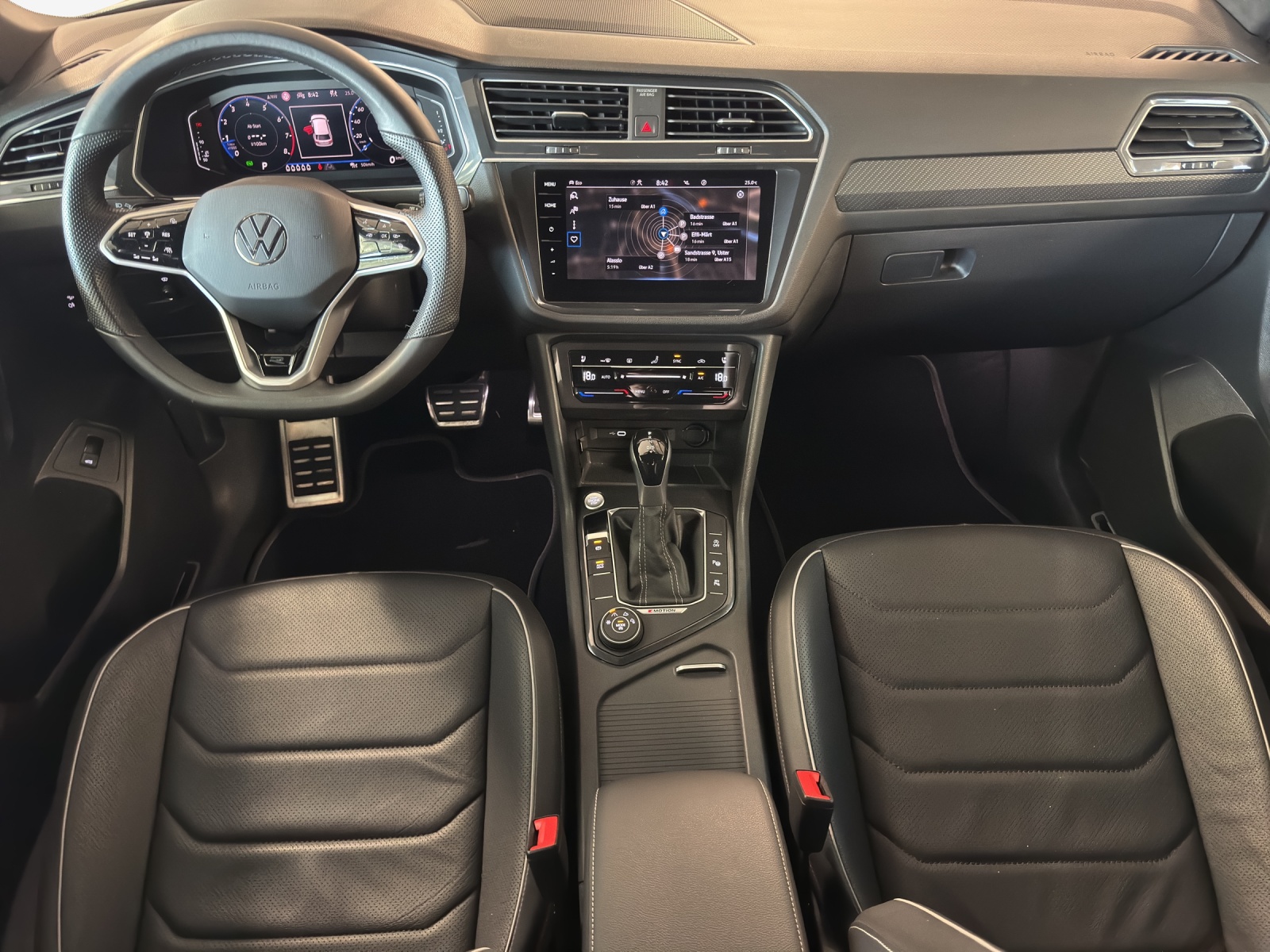 VW Tiguan Allspace 2.0TSI R-Line 4Motion DSG-image-8