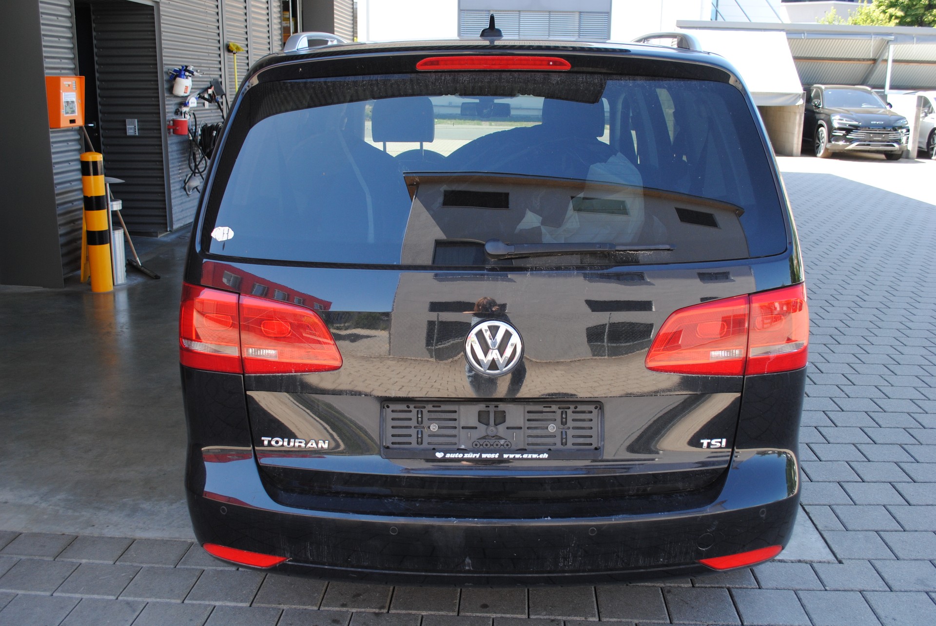 VW Touran 1.4 TSI Highline DSG-image-3